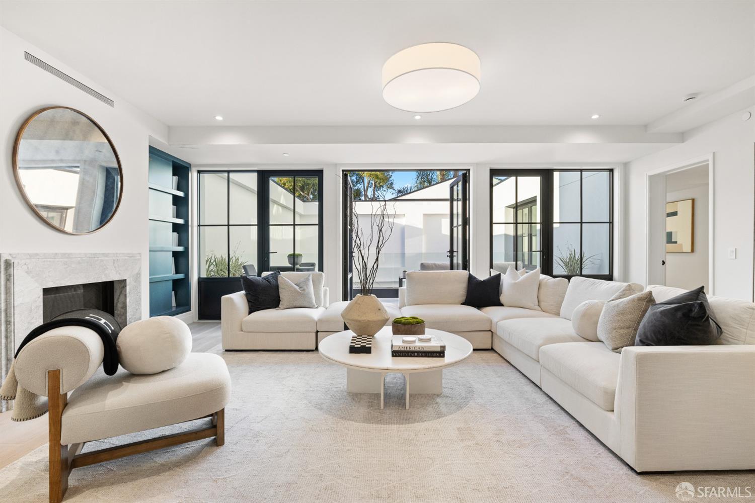 Detail Gallery Image 15 of 39 For 1776 Green St #201,  San Francisco,  CA 94123 - 3 Beds | 3/1 Baths