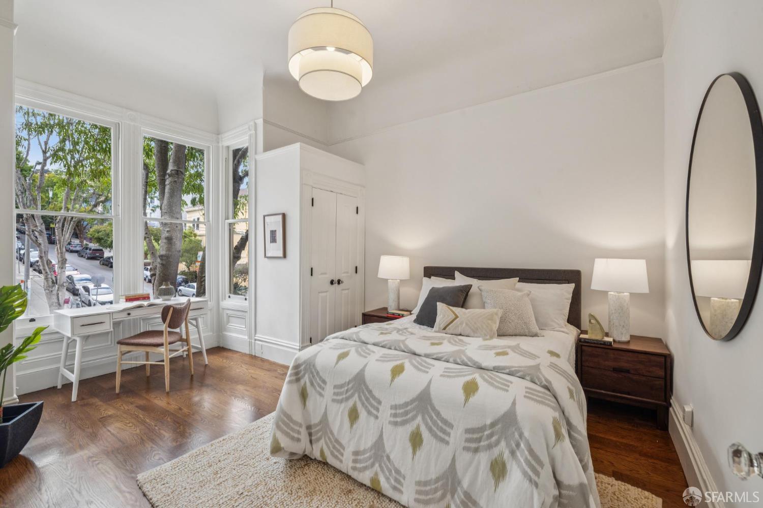 Detail Gallery Image 18 of 28 For 153 Noe St, San Francisco,  CA 94114 - 4 Beds | 2 Baths