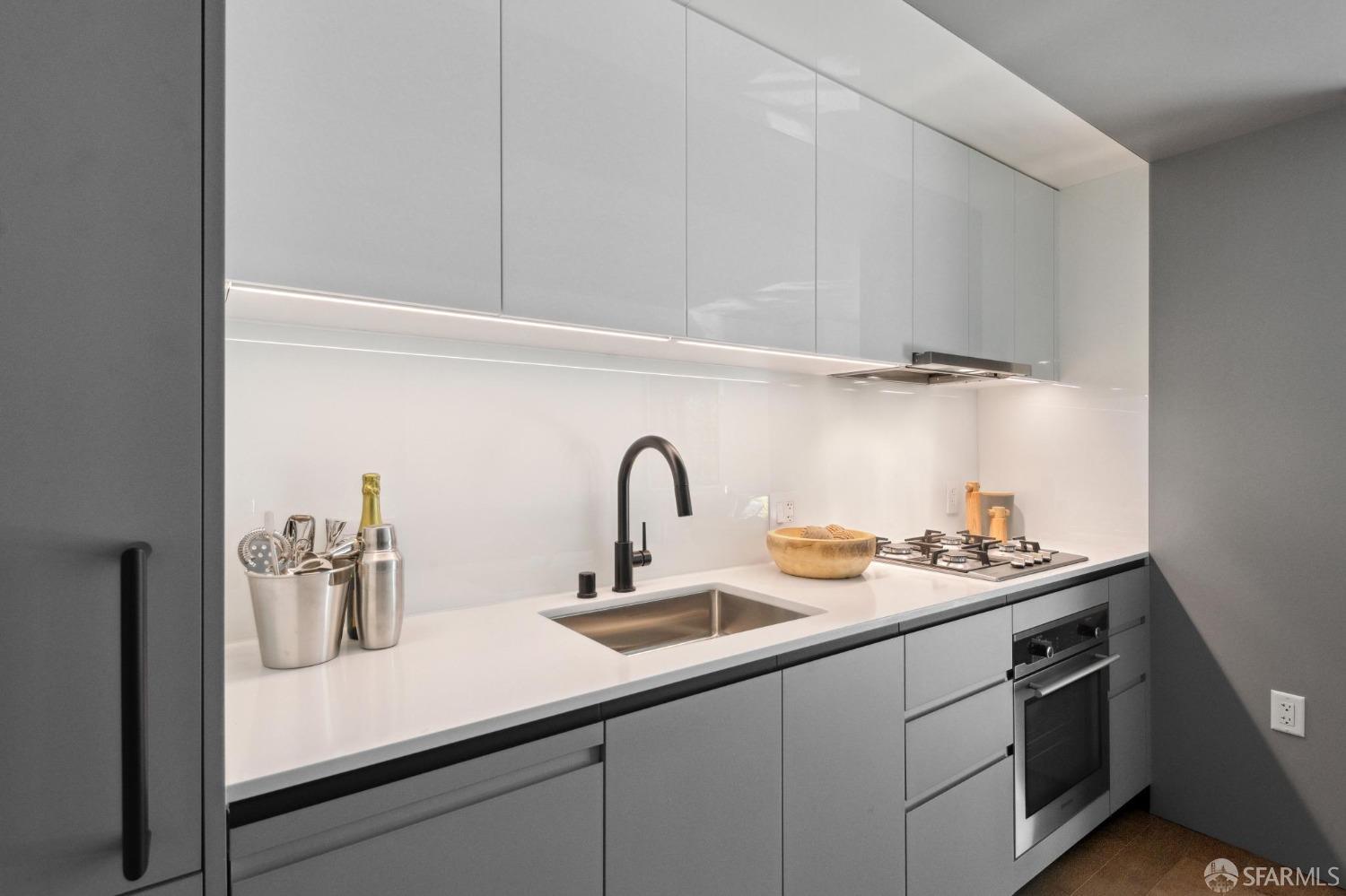 Detail Gallery Image 5 of 29 For 960 Market St #603,  San Francisco,  CA 94102 - 1 Beds | 1 Baths