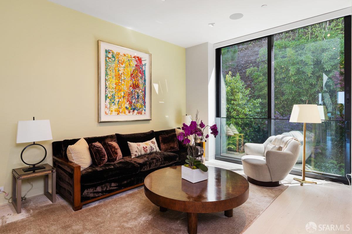 Detail Gallery Image 23 of 61 For 2833 Vallejo St, San Francisco,  CA 94123 - 5 Beds | 6/1 Baths