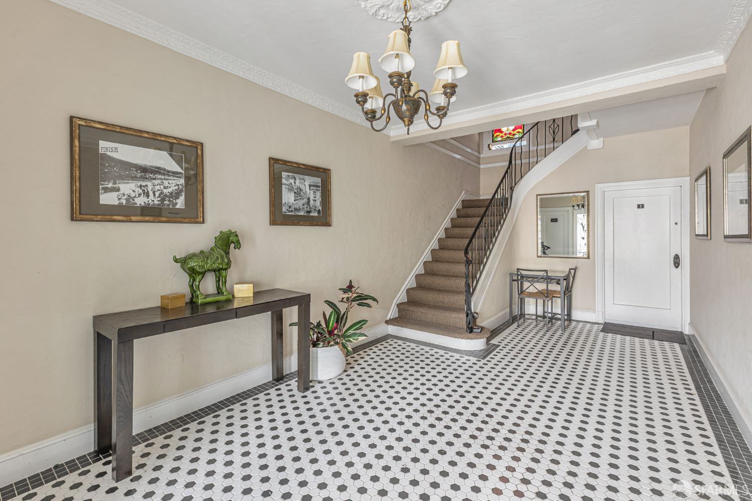 Photo #3: 425073083 Listing 