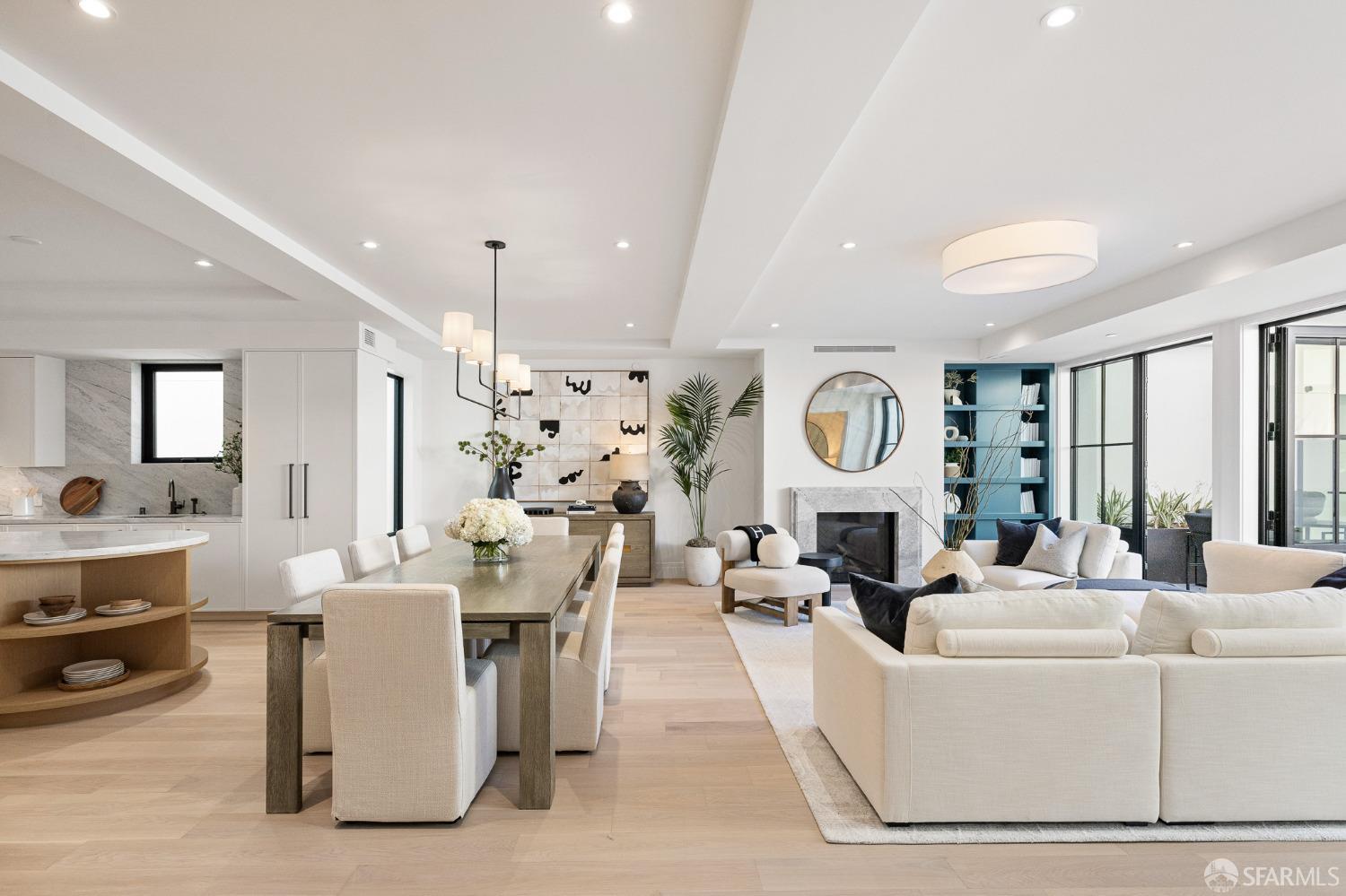 Detail Gallery Image 12 of 39 For 1776 Green St #201,  San Francisco,  CA 94123 - 3 Beds | 3/1 Baths