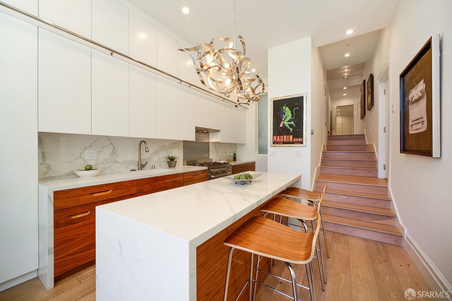 Detail Gallery Image 10 of 51 For 817 Oak St, San Francisco,  CA 94117 - – Beds | – Baths