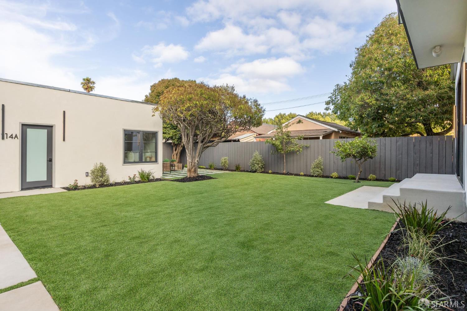 Detail Gallery Image 36 of 43 For 14 Channing Rd, Burlingame,  CA 94010 - 4 Beds | 4/1 Baths
