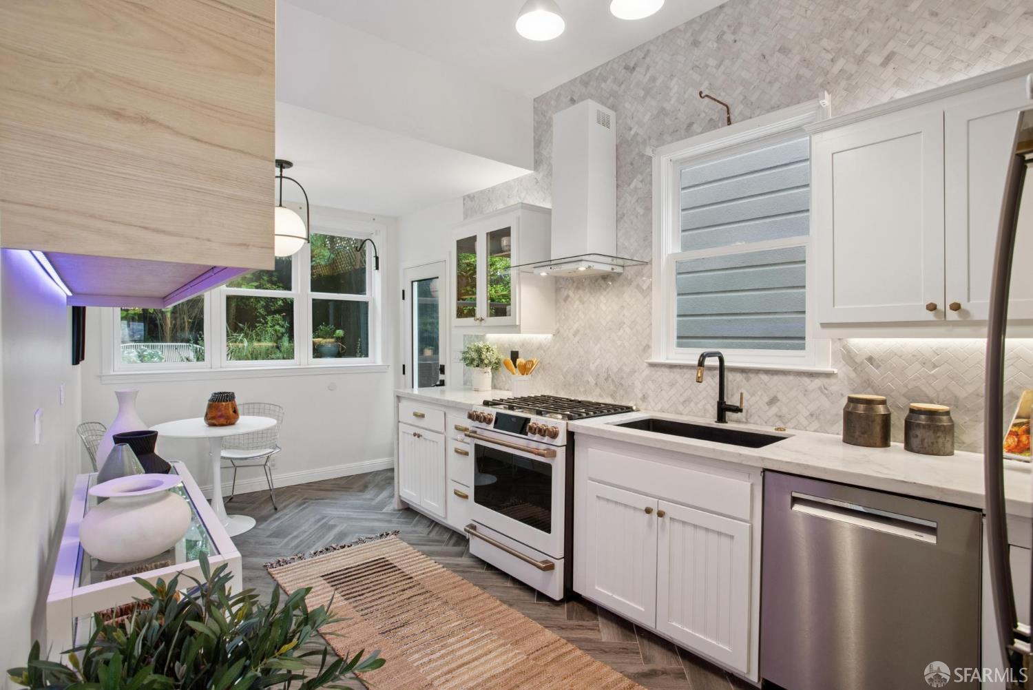 Detail Gallery Image 14 of 71 For 119 Prospect Ave, San Francisco,  CA 94110 - 4 Beds | 2 Baths