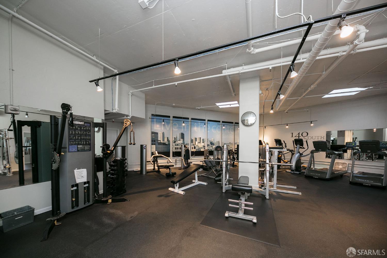Detail Gallery Image 18 of 21 For 140 S Van Ness Ave #415,  San Francisco,  CA 94103 - 1 Beds | 1/1 Baths