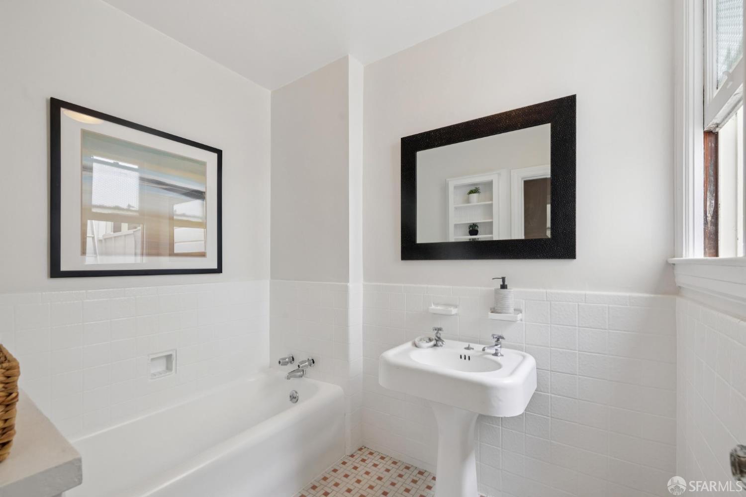 Detail Gallery Image 28 of 47 For 2431 31st Ave, San Francisco,  CA 94116 - 2 Beds | 1 Baths