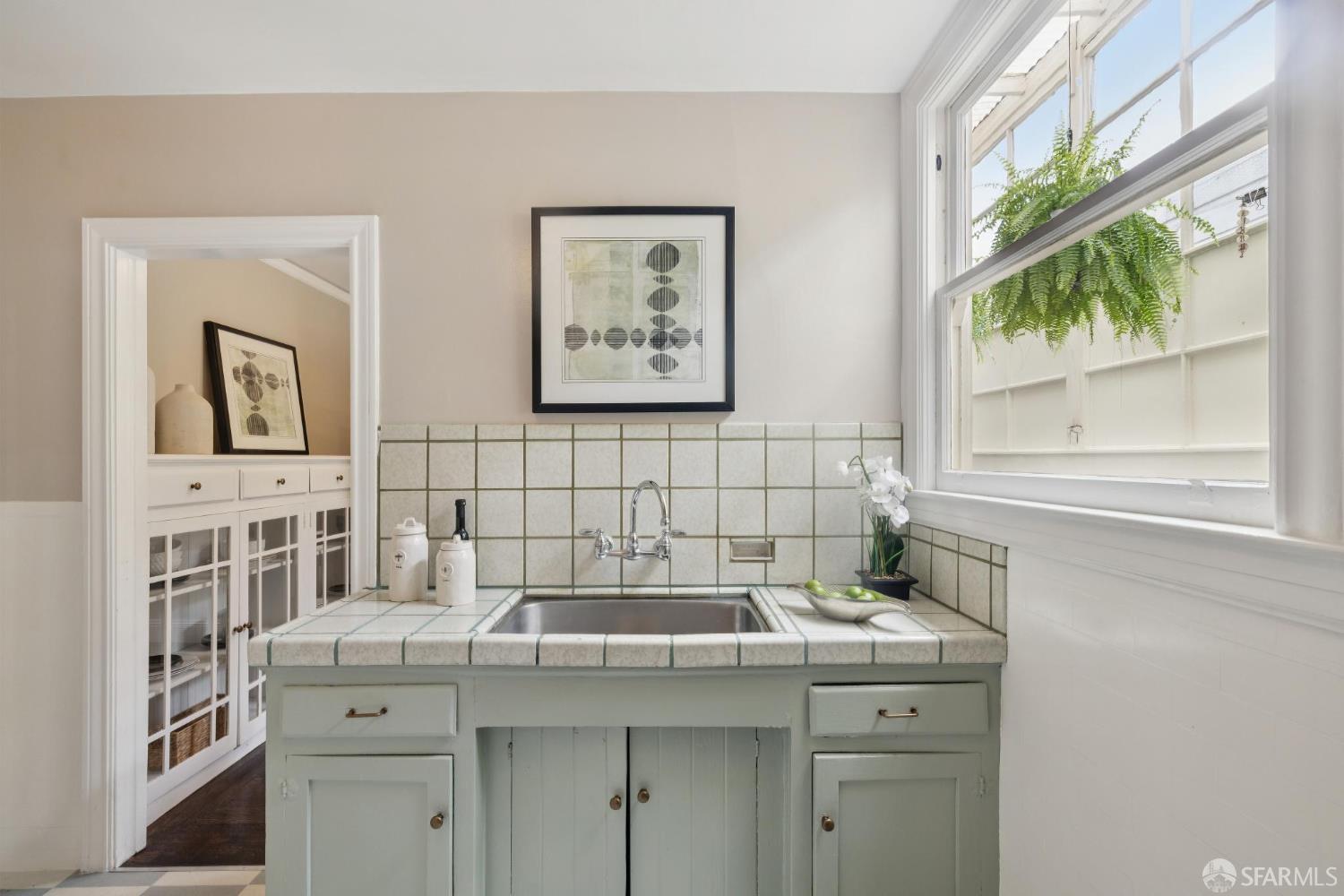 Detail Gallery Image 19 of 47 For 2431 31st Ave, San Francisco,  CA 94116 - 2 Beds | 1 Baths