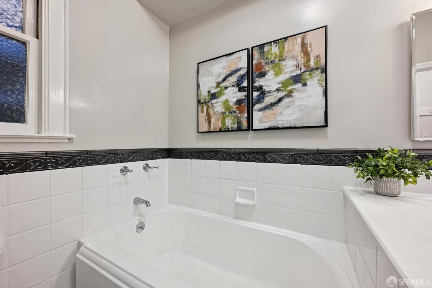 Photo #38: 425072058 Listing: Photo #38