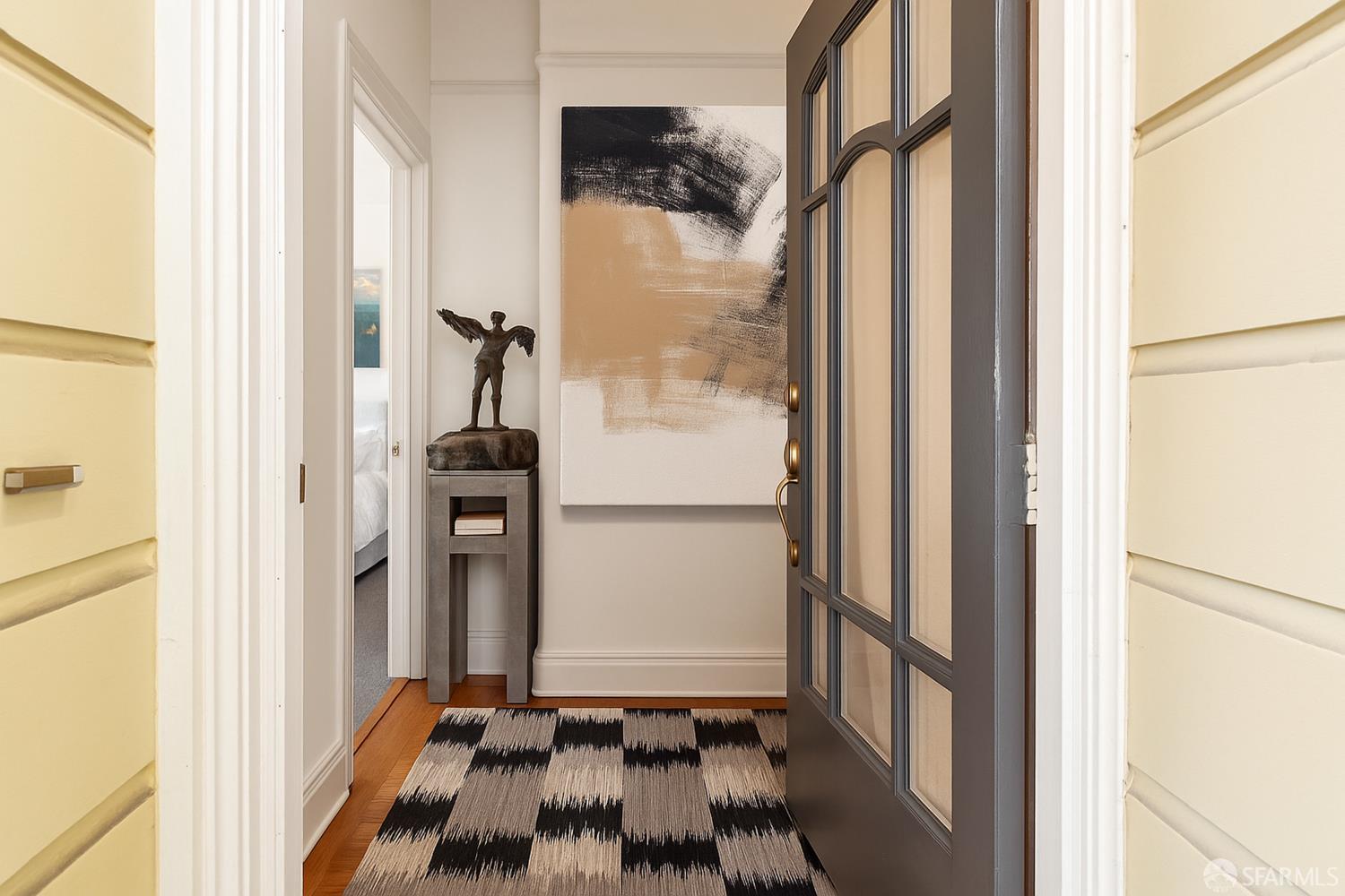 Detail Gallery Image 3 of 15 For 1819 Lyon St #1,  San Francisco,  CA 94115 - 1 Beds | 1 Baths