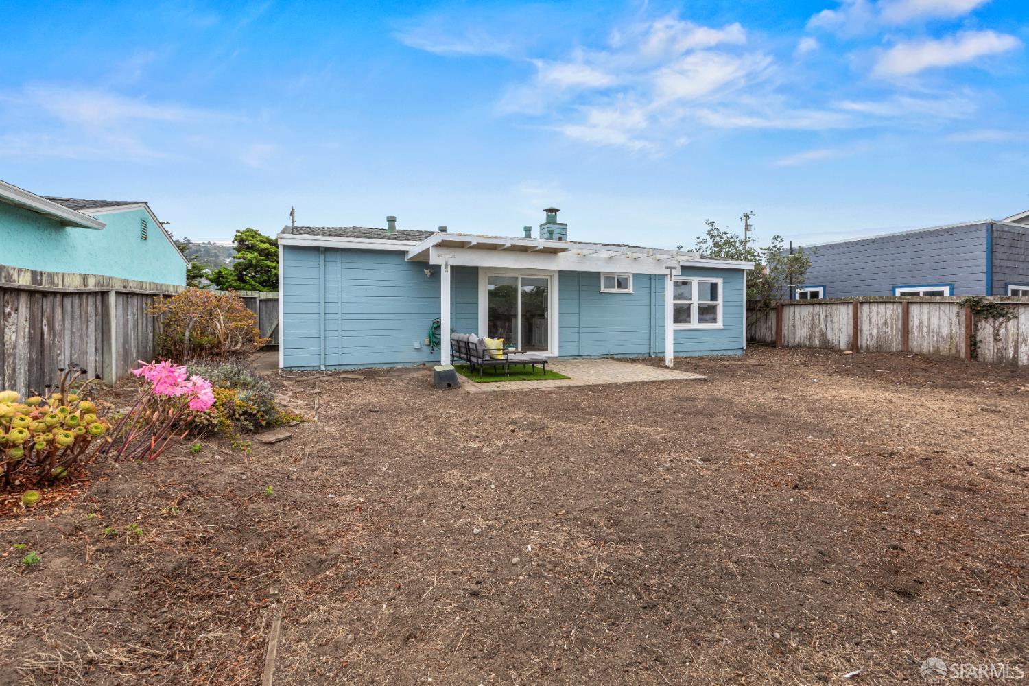 Detail Gallery Image 20 of 22 For 540 Dolphin Dr, Pacifica,  CA 94044 - 3 Beds | 1 Baths