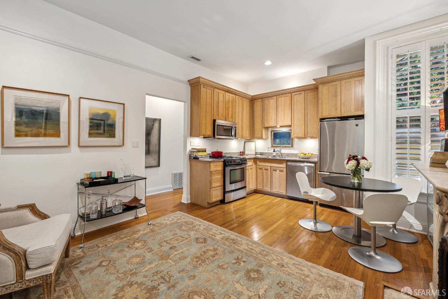 Detail Gallery Image 10 of 15 For 1819 Lyon St #1,  San Francisco,  CA 94115 - 1 Beds | 1 Baths