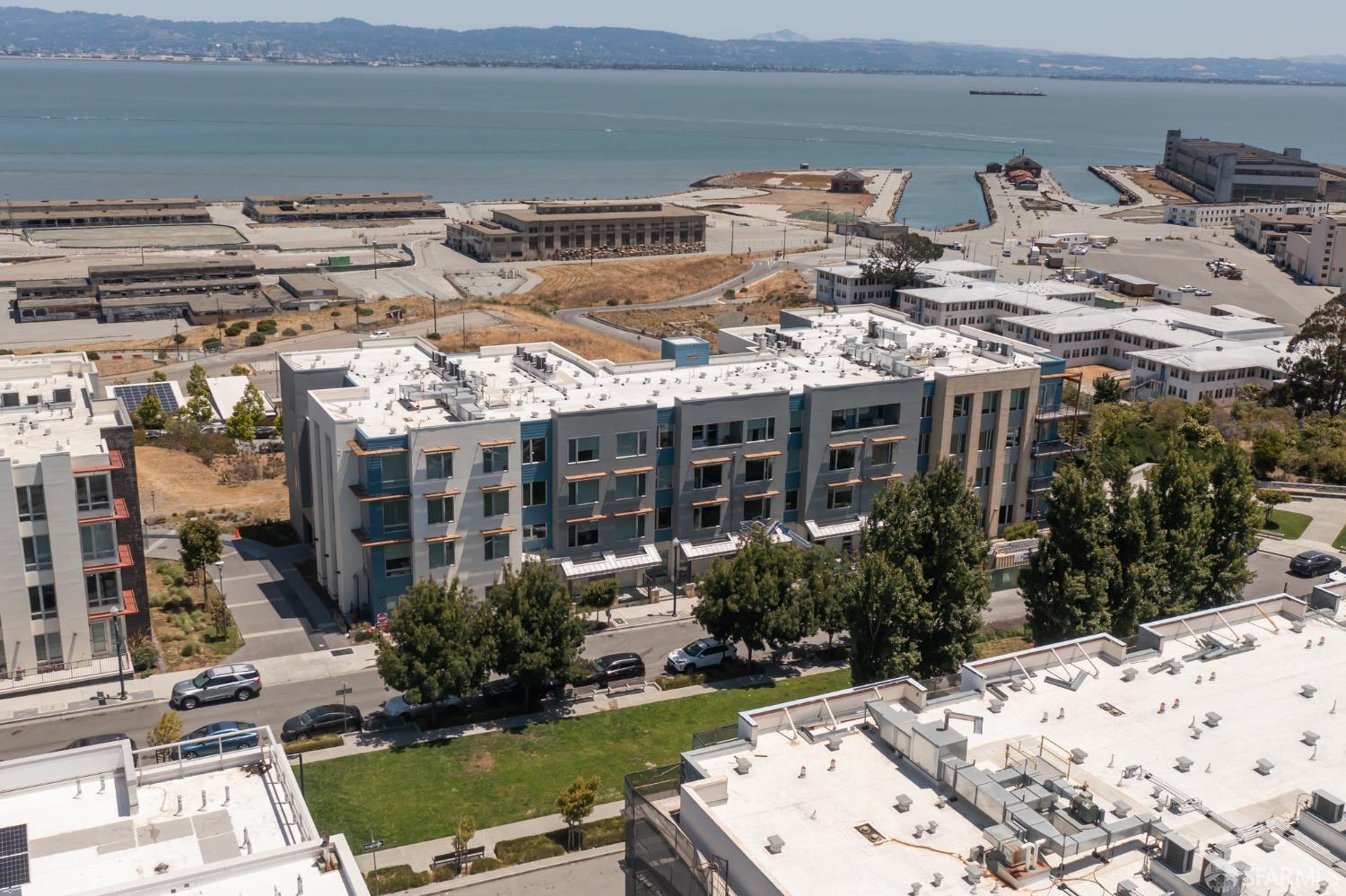 Detail Gallery Image 26 of 32 For 52 Innes Ct #309,  San Francisco,  CA 94124 - 2 Beds | 2 Baths