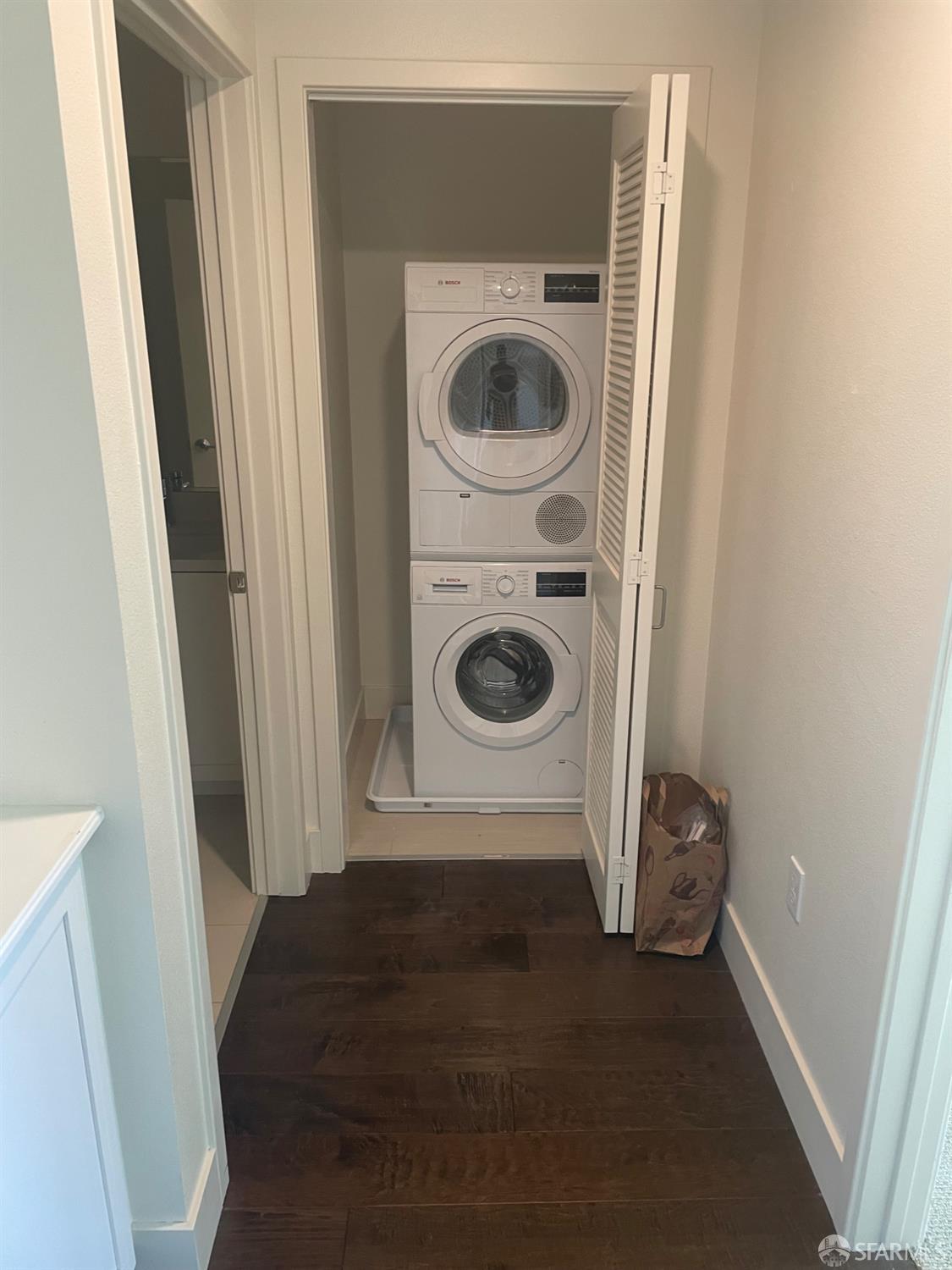 Detail Gallery Image 19 of 30 For 657 Walnut Ave #522,  San Carlos,  CA 94070 - 1 Beds | 1 Baths