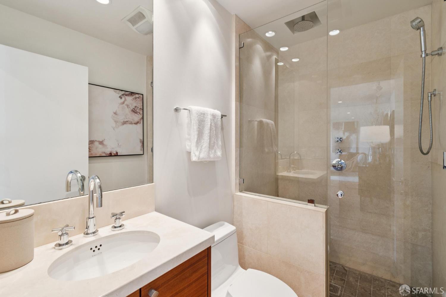 Photo #10: 425073370 Listing: Photo #10