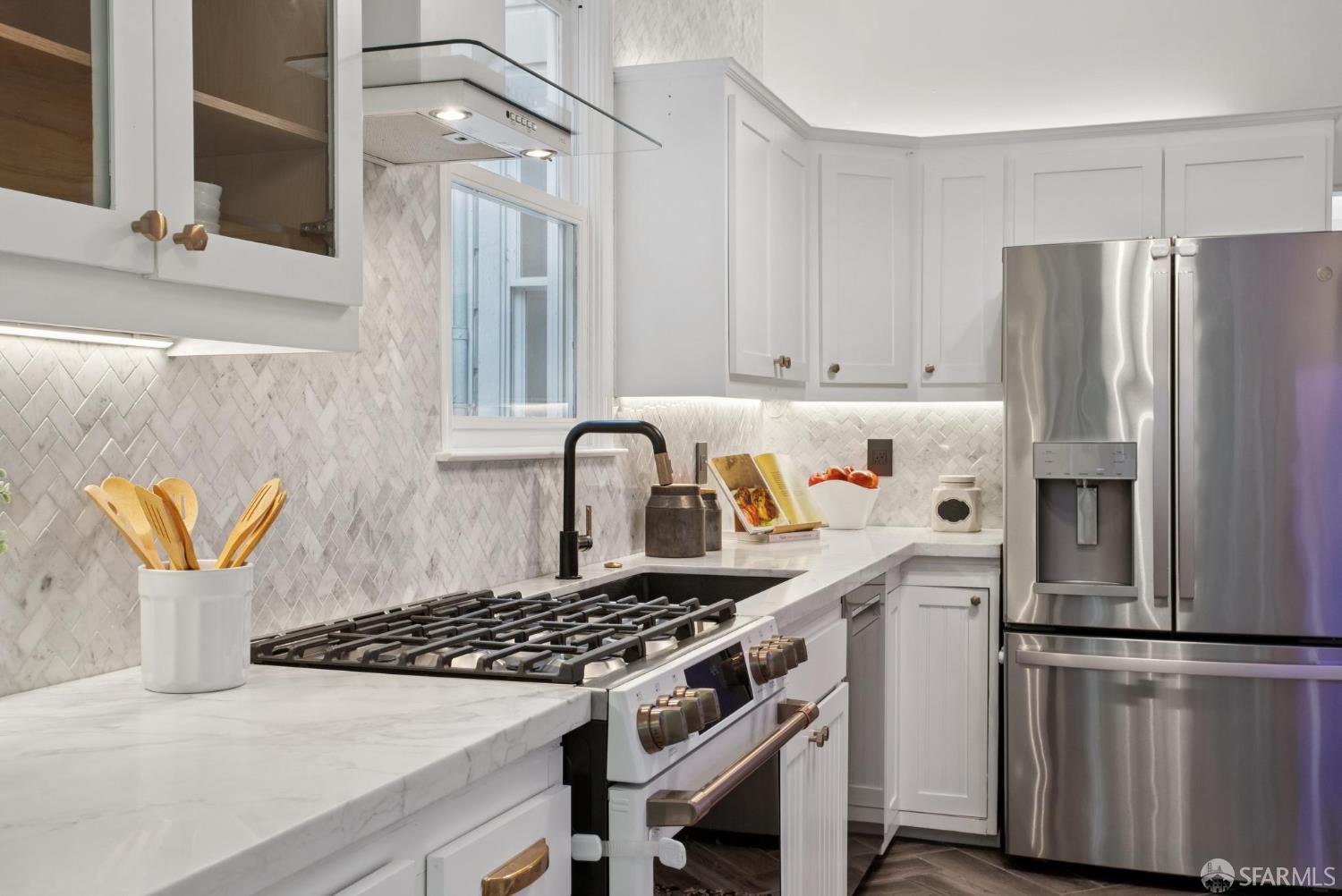 Detail Gallery Image 20 of 71 For 119 Prospect Ave, San Francisco,  CA 94110 - 4 Beds | 2 Baths
