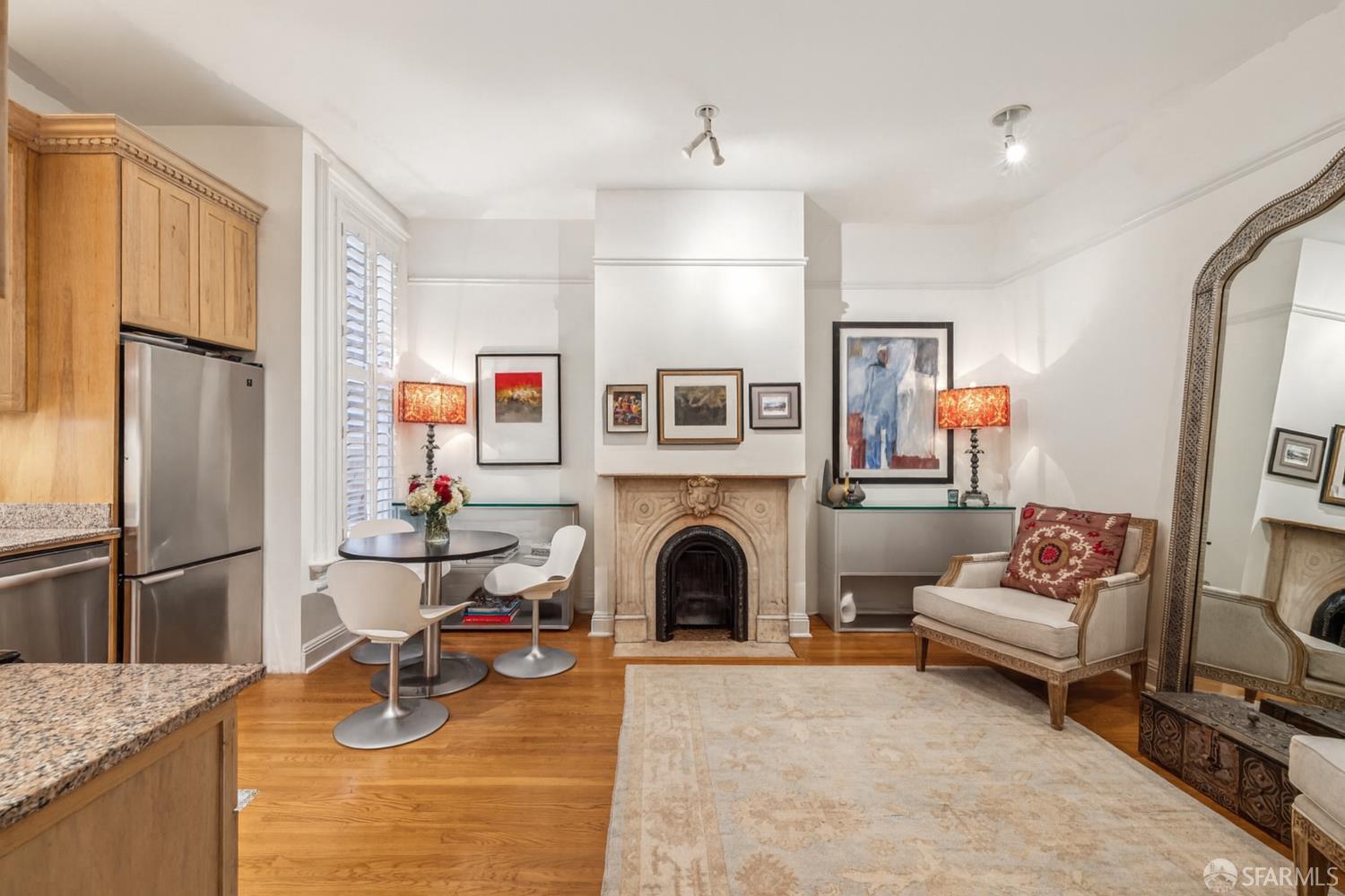 Detail Gallery Image 5 of 15 For 1819 Lyon St #1,  San Francisco,  CA 94115 - 1 Beds | 1 Baths