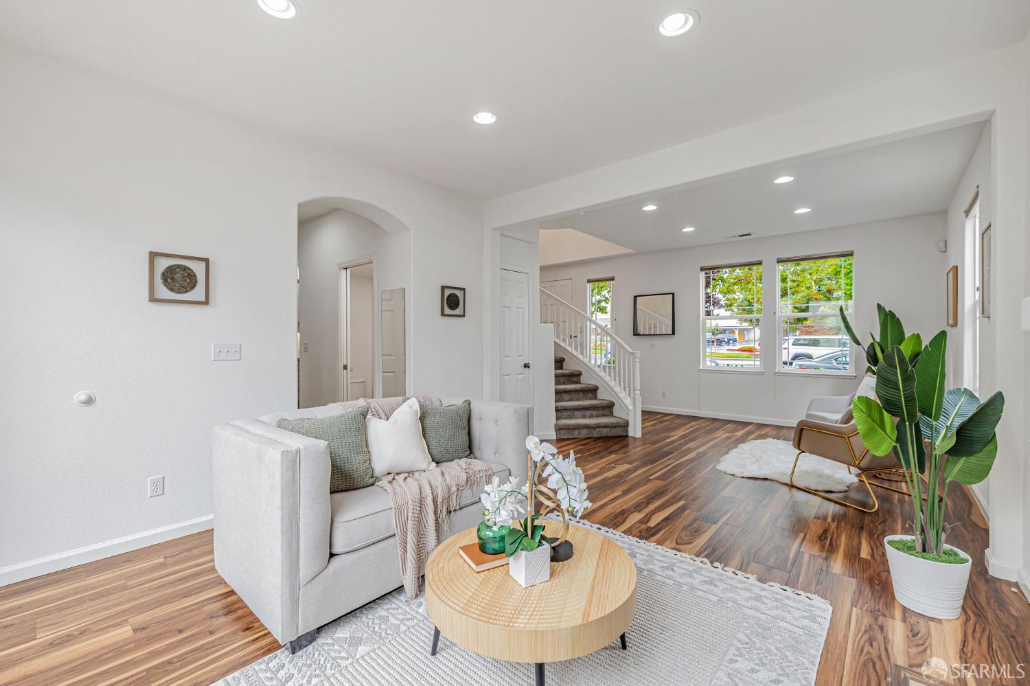 Detail Gallery Image 8 of 36 For 5220 Union Ave, San Jose,  CA 95124 - 4 Beds | 2/1 Baths