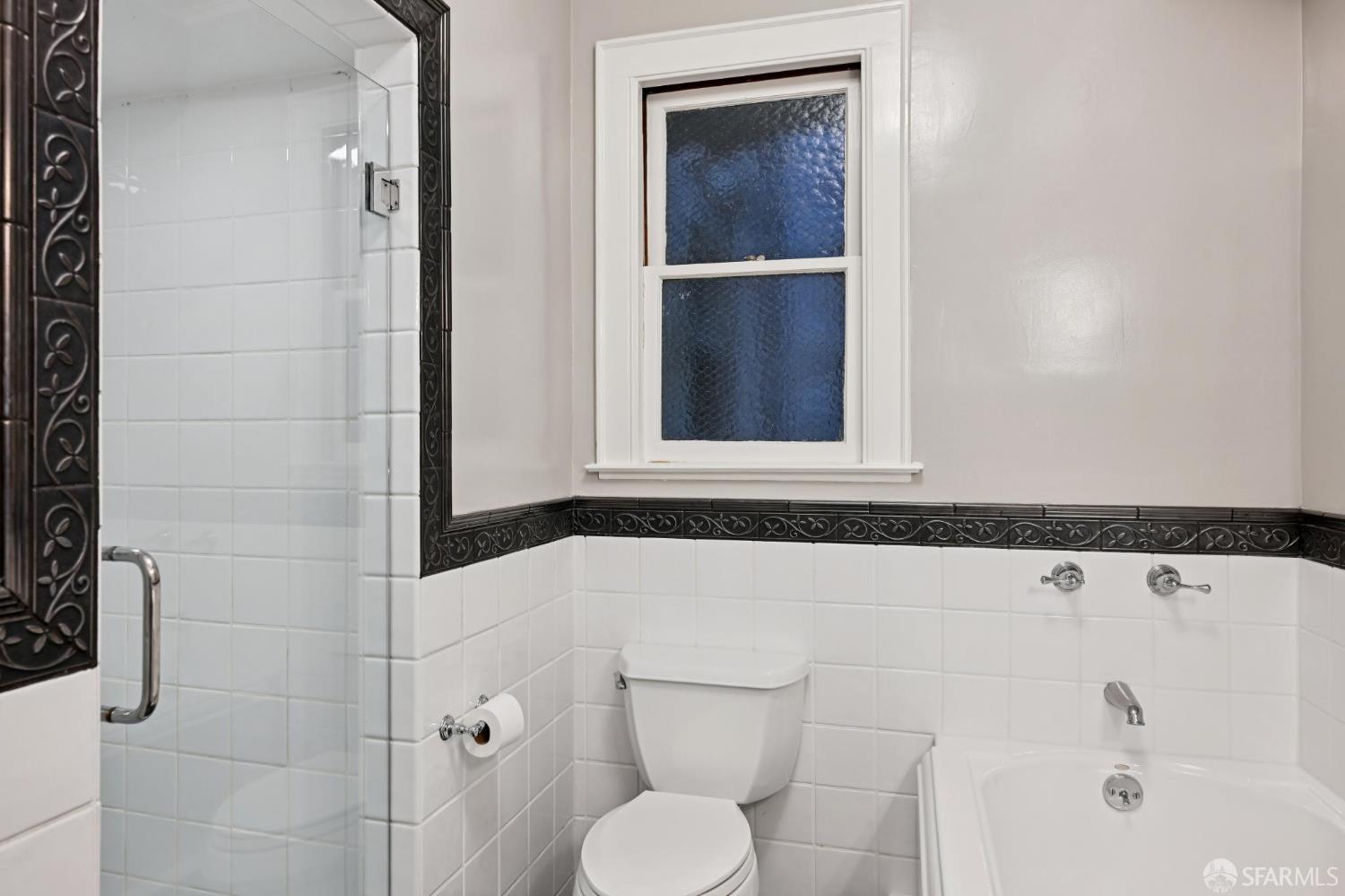 Photo #36: 425072058 Listing: Photo #36
