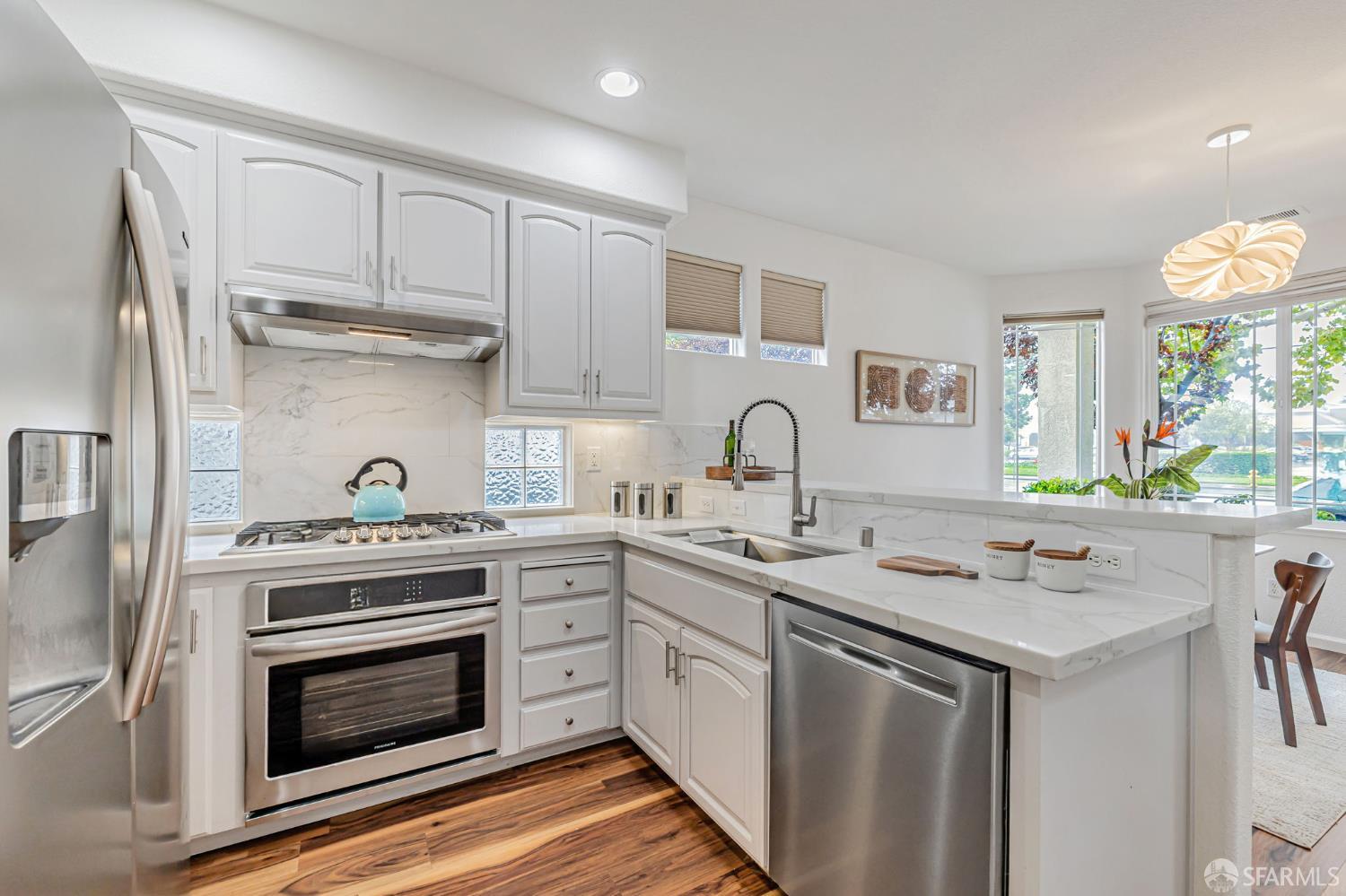 Detail Gallery Image 14 of 36 For 5220 Union Ave, San Jose,  CA 95124 - 4 Beds | 2/1 Baths