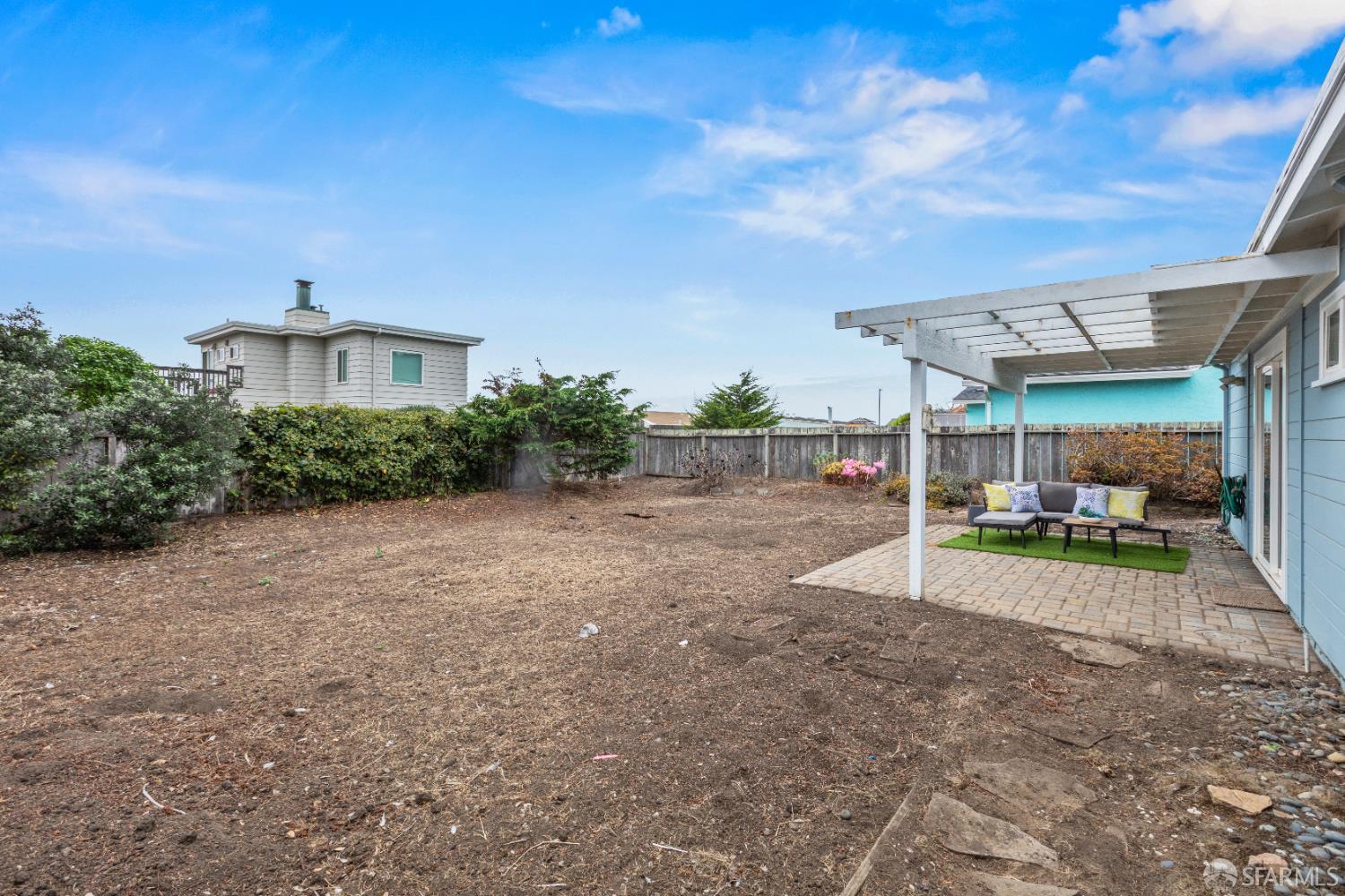 Detail Gallery Image 17 of 22 For 540 Dolphin Dr, Pacifica,  CA 94044 - 3 Beds | 1 Baths