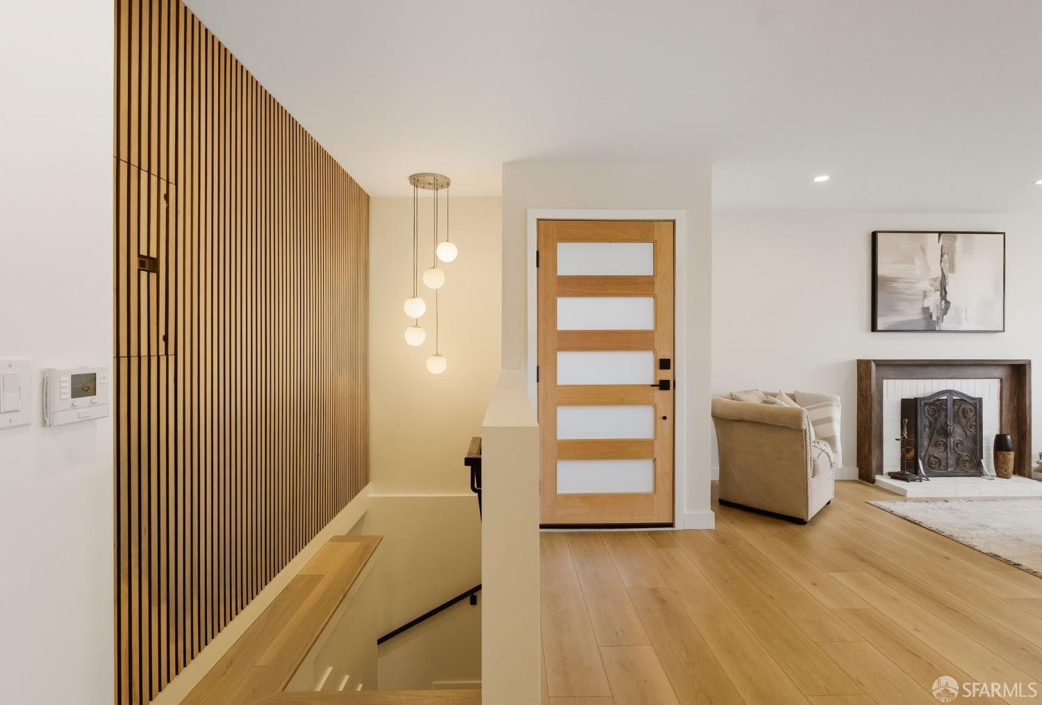 Detail Gallery Image 5 of 78 For 81 Skyview Way, San Francisco,  CA 94131 - 4 Beds | 2/1 Baths