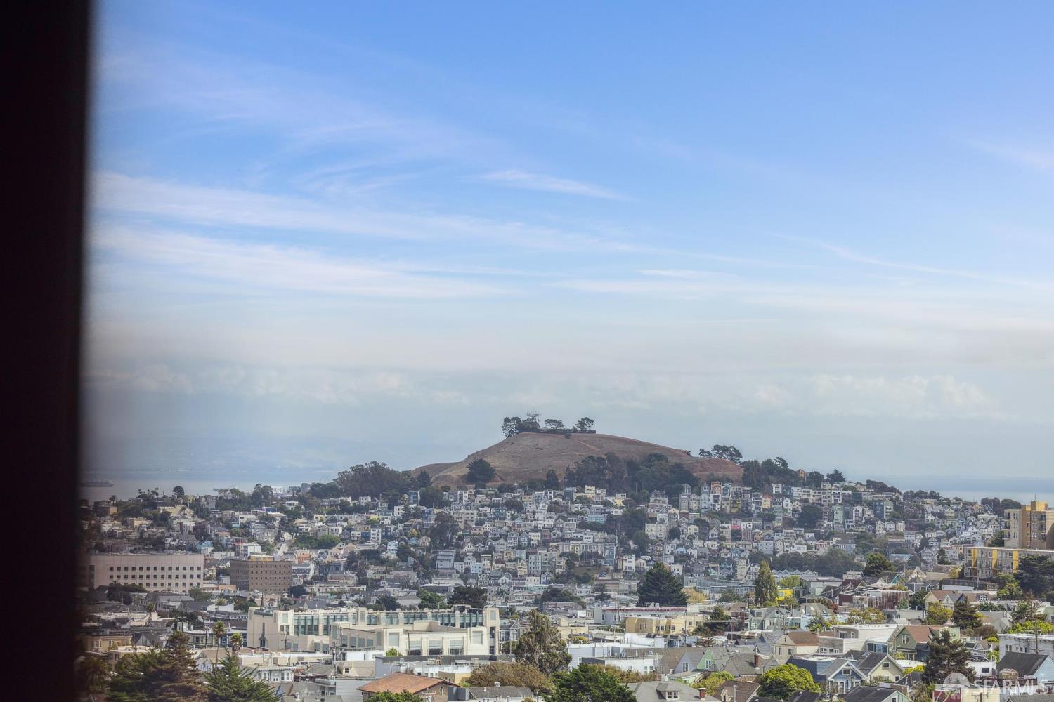 Detail Gallery Image 36 of 40 For 212 Hoffman Ave, San Francisco,  CA 94114 - 5 Beds | 2 Baths