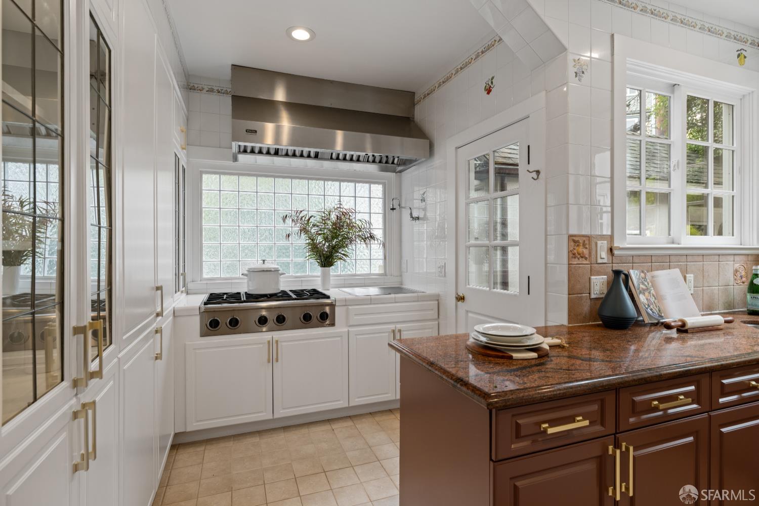 Detail Gallery Image 22 of 64 For 73 Santa Paula Ave, San Francisco,  CA 94127 - 3 Beds | 4/1 Baths
