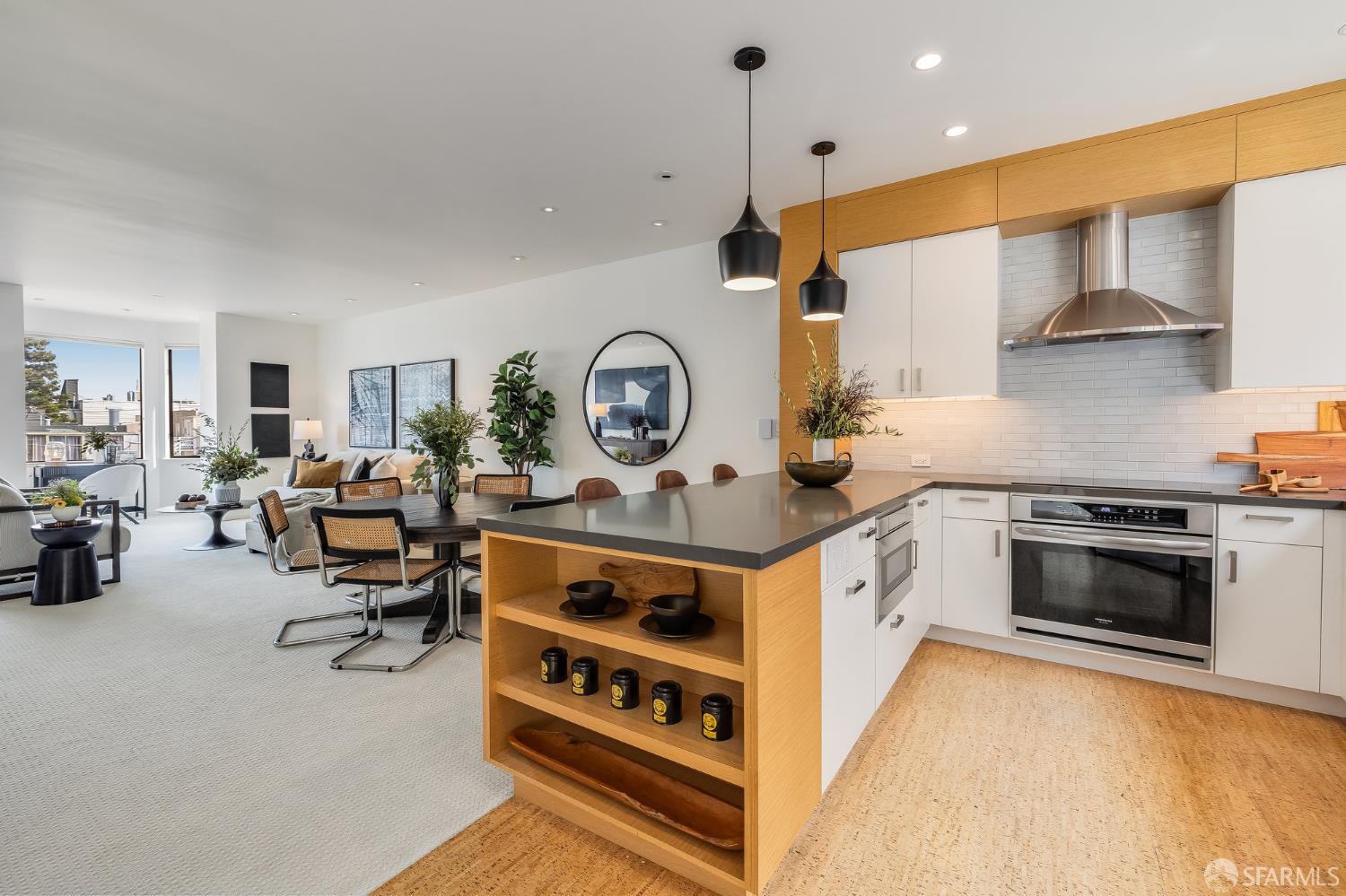 Detail Gallery Image 21 of 66 For 370 Church St #G,  San Francisco,  CA 94114 - 2 Beds | 2 Baths