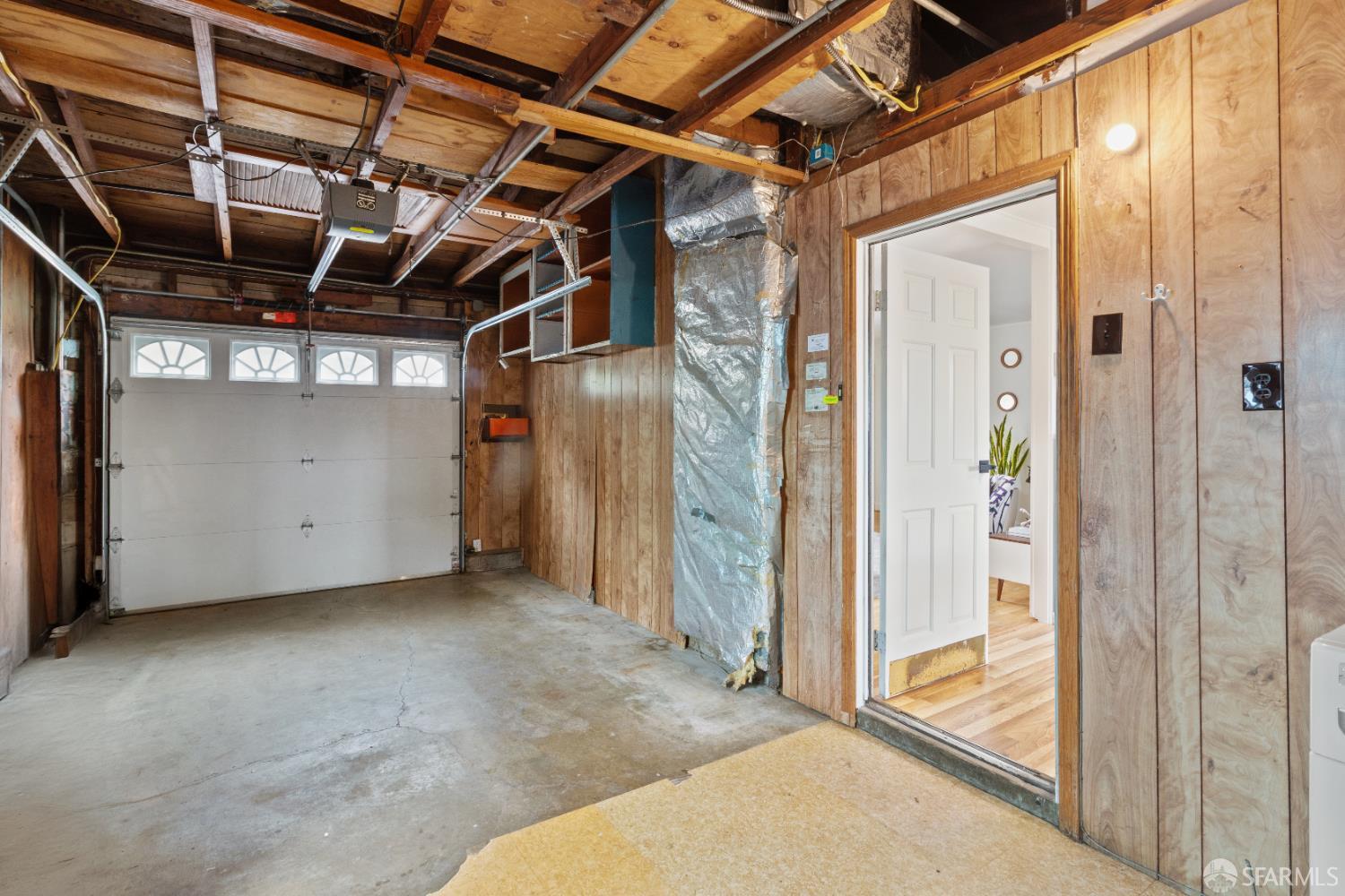 Detail Gallery Image 6 of 22 For 540 Dolphin Dr, Pacifica,  CA 94044 - 3 Beds | 1 Baths