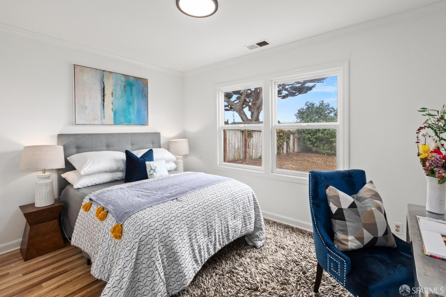 Detail Gallery Image 3 of 22 For 540 Dolphin Dr, Pacifica,  CA 94044 - 3 Beds | 1 Baths