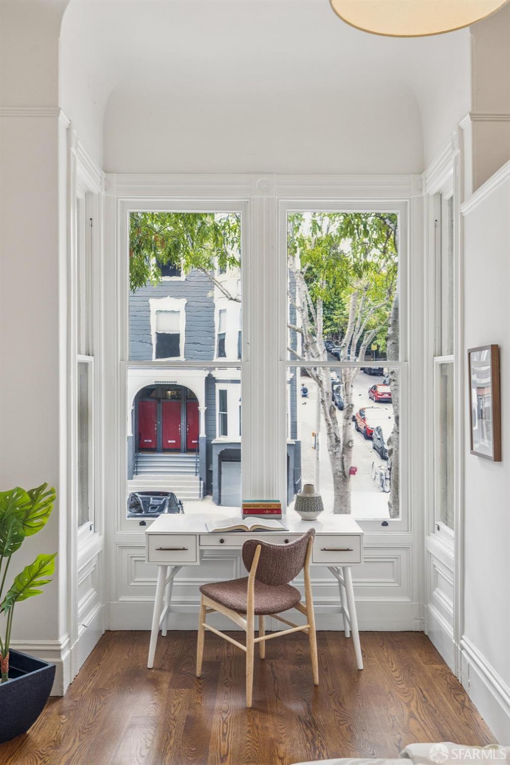 Detail Gallery Image 19 of 28 For 153 Noe St, San Francisco,  CA 94114 - 4 Beds | 2 Baths