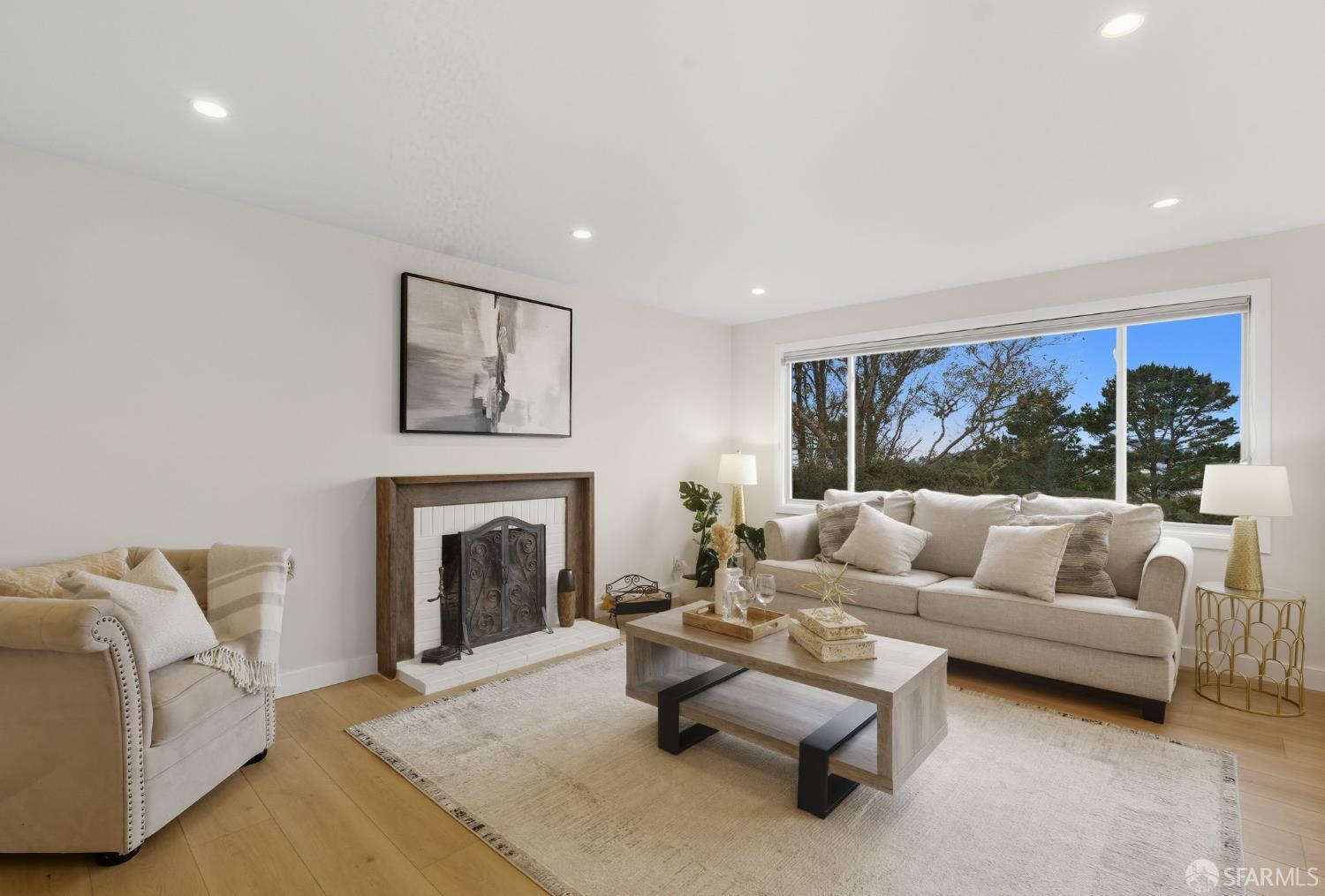 Detail Gallery Image 10 of 78 For 81 Skyview Way, San Francisco,  CA 94131 - 4 Beds | 2/1 Baths