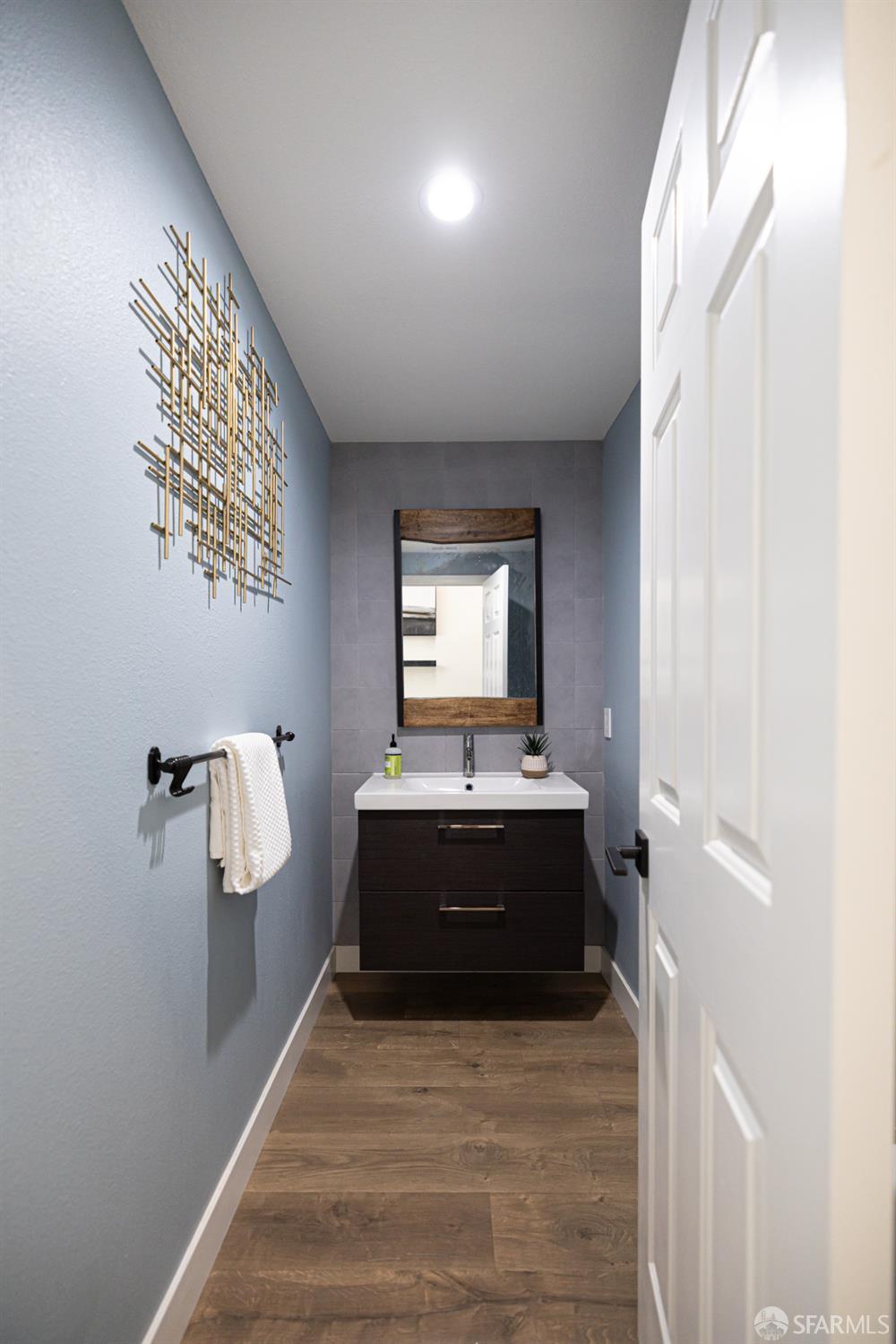 Detail Gallery Image 15 of 27 For 187 Waterford Meadow Ct, Milpitas,  CA 95035 - 3 Beds | 2/1 Baths