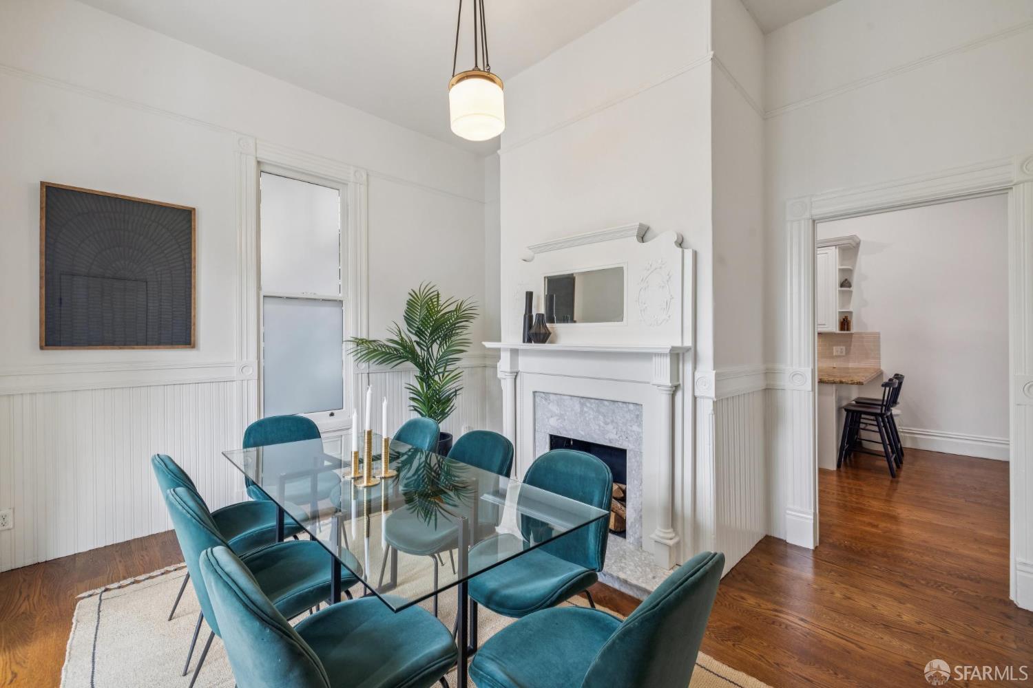 Detail Gallery Image 8 of 28 For 153 Noe St, San Francisco,  CA 94114 - 4 Beds | 2 Baths