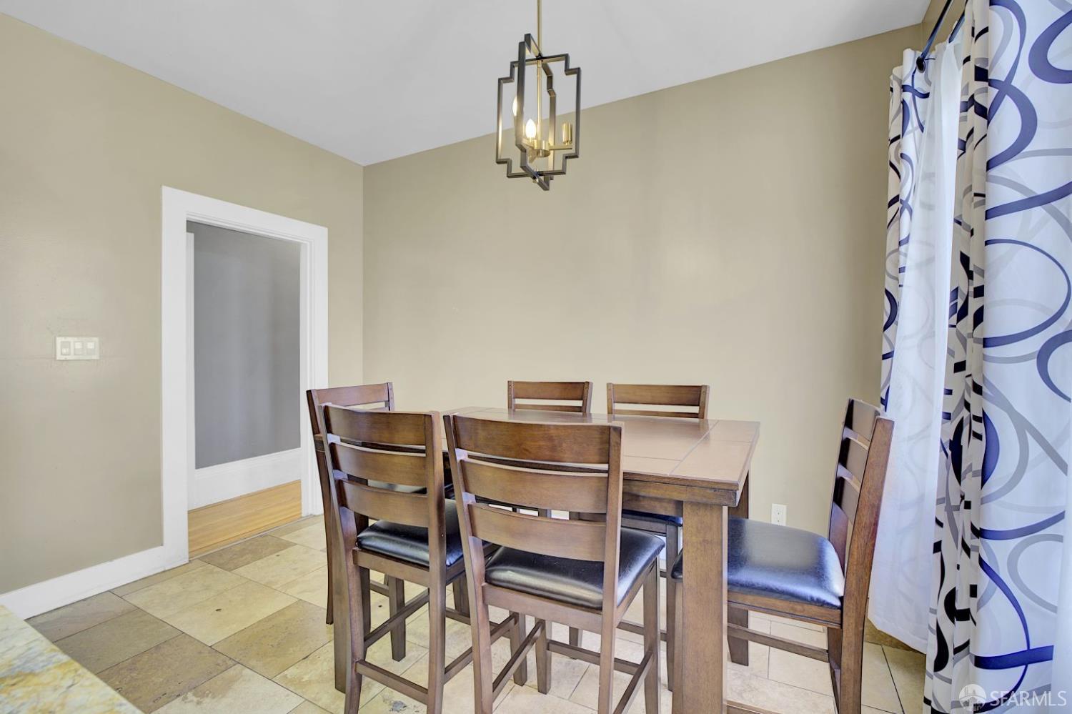 Detail Gallery Image 12 of 46 For 1298 Revere Ave, San Francisco,  CA 94124 - 3 Beds | 1 Baths