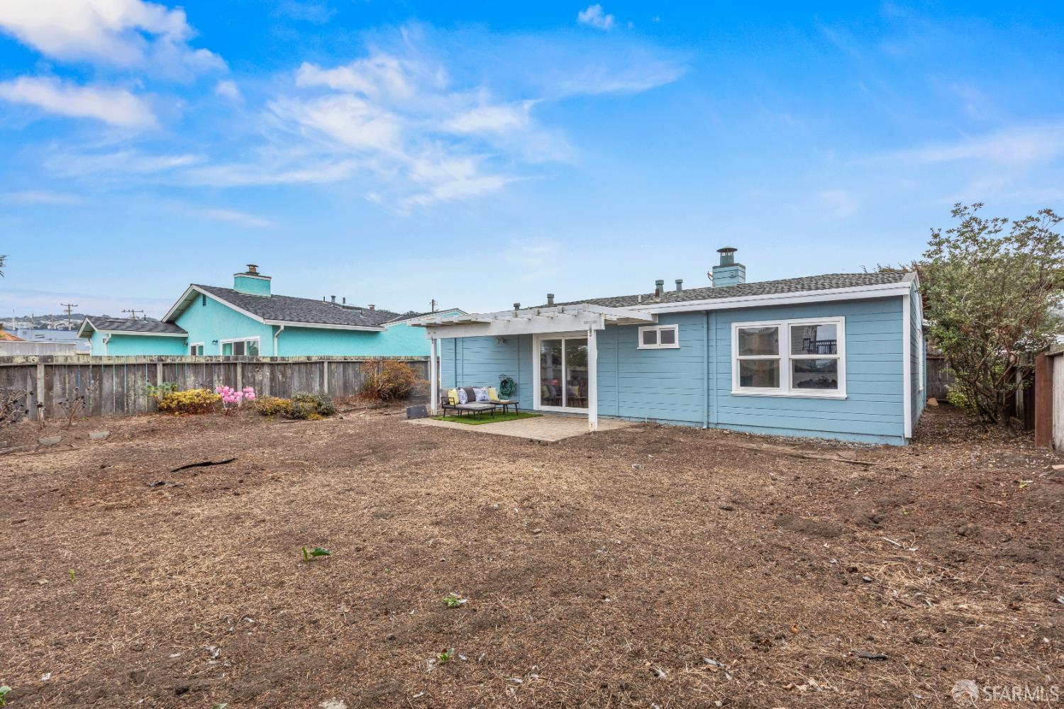 Detail Gallery Image 18 of 22 For 540 Dolphin Dr, Pacifica,  CA 94044 - 3 Beds | 1 Baths