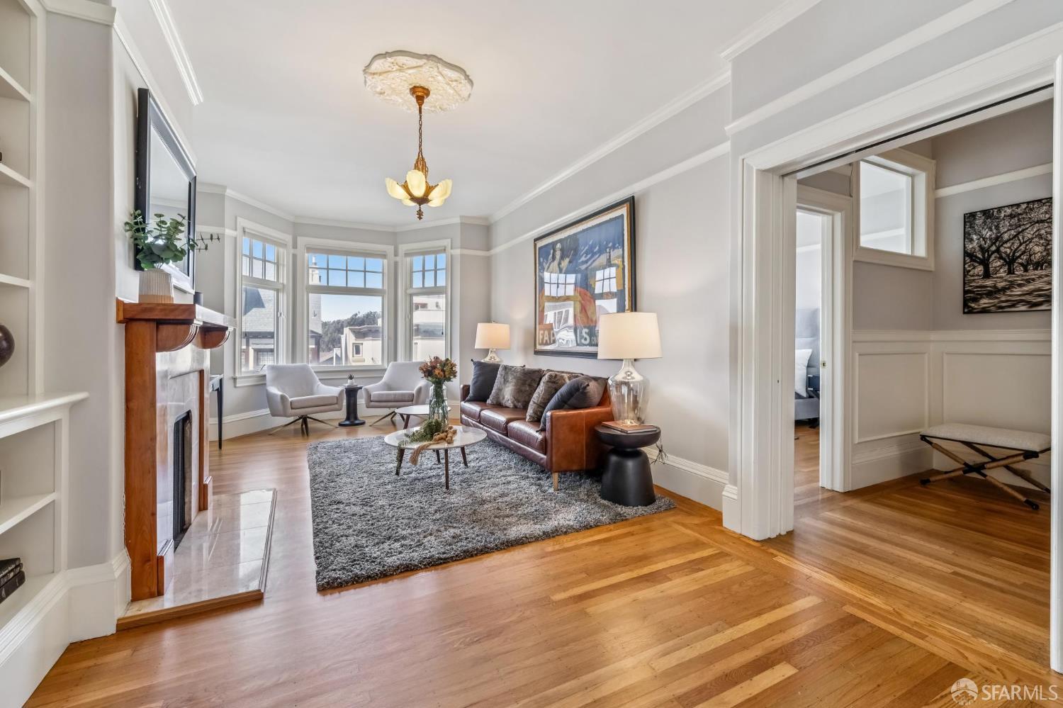 Photo #4: 425073411 Listing 