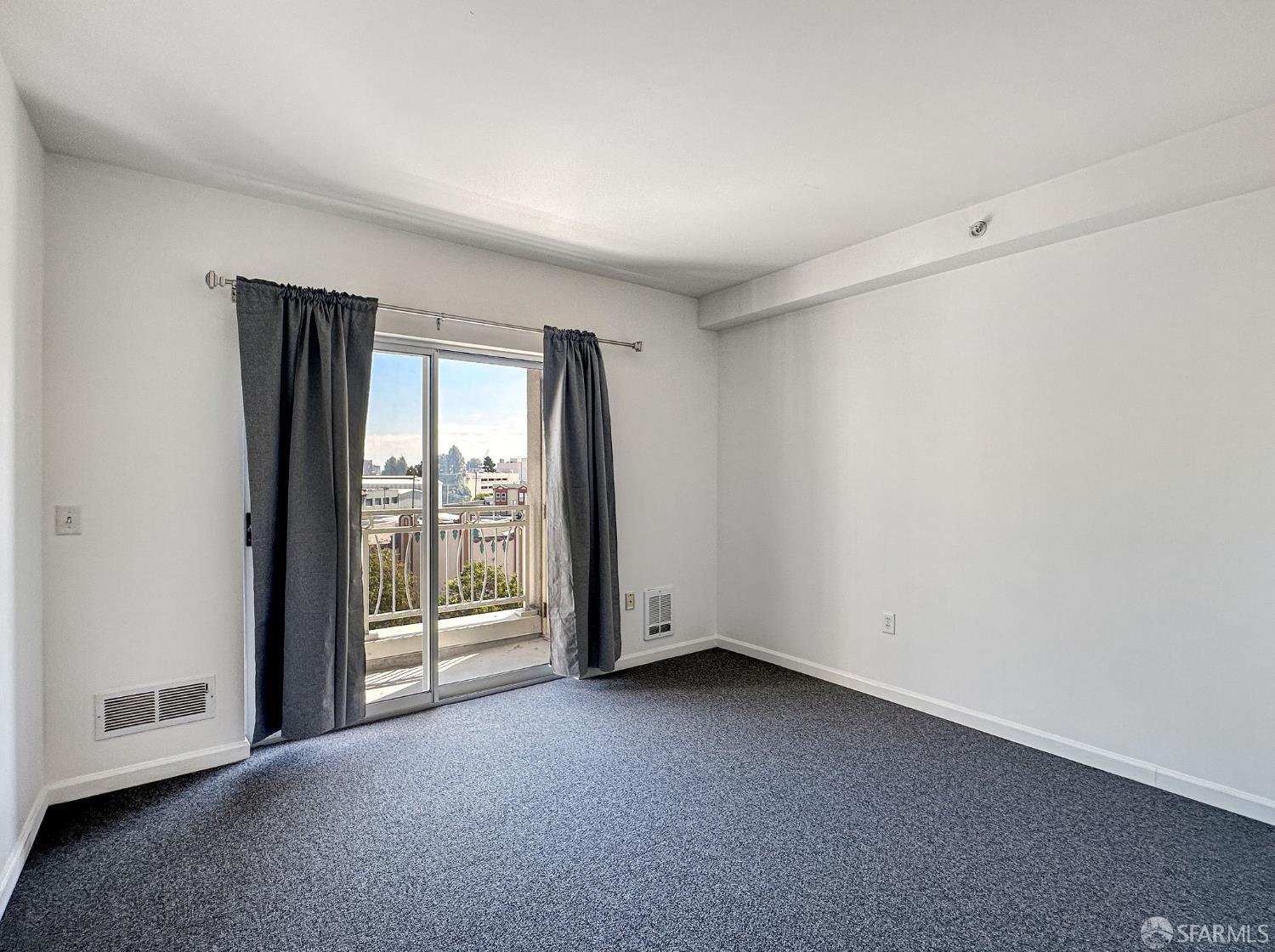 Detail Gallery Image 11 of 21 For 140 S Van Ness Ave #415,  San Francisco,  CA 94103 - 1 Beds | 1/1 Baths