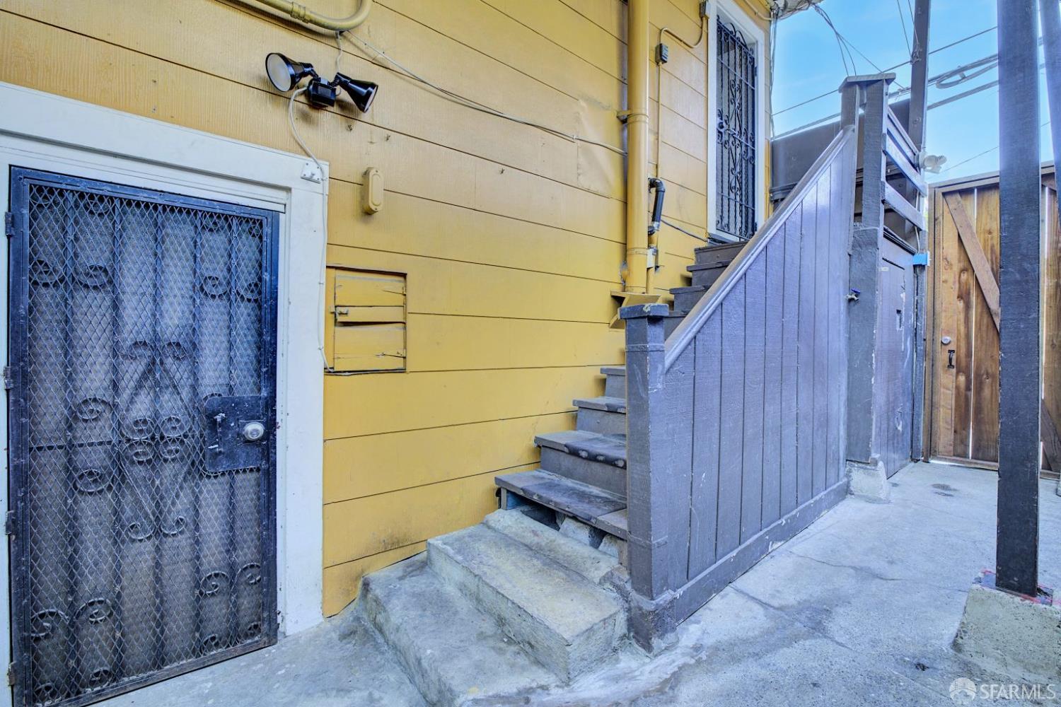 Detail Gallery Image 35 of 46 For 1298 Revere Ave, San Francisco,  CA 94124 - 3 Beds | 1 Baths