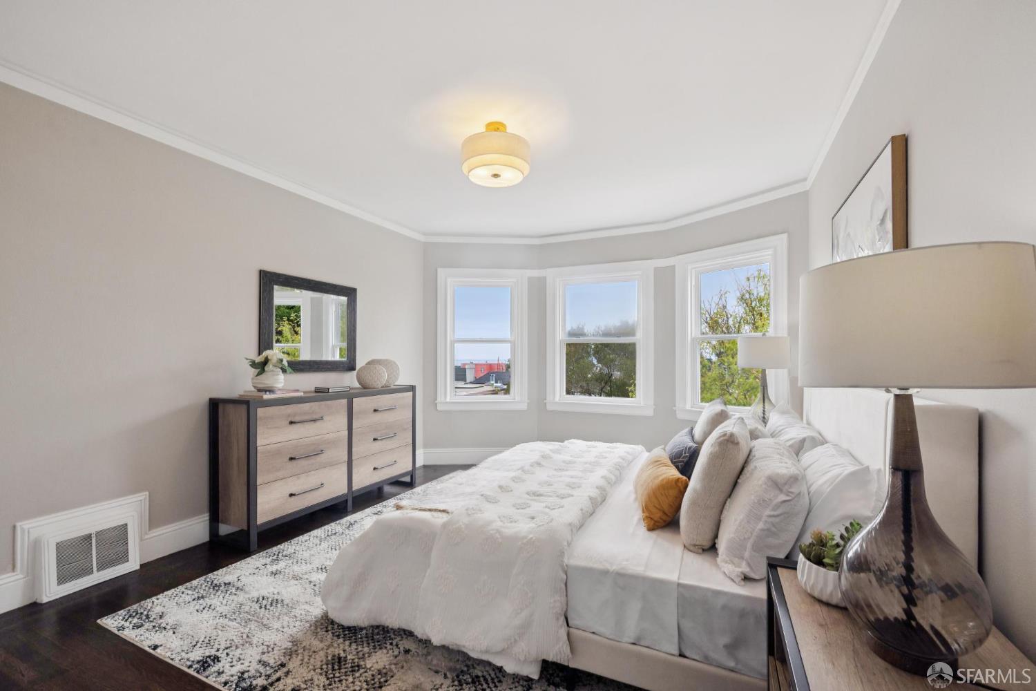 Detail Gallery Image 23 of 47 For 2431 31st Ave, San Francisco,  CA 94116 - 2 Beds | 1 Baths