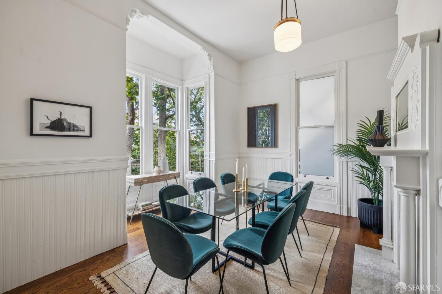 Detail Gallery Image 6 of 28 For 153 Noe St, San Francisco,  CA 94114 - 4 Beds | 2 Baths