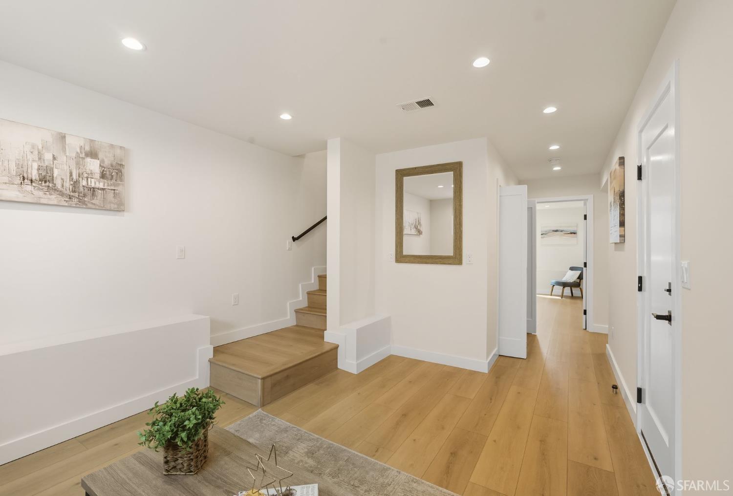 Detail Gallery Image 27 of 78 For 81 Skyview Way, San Francisco,  CA 94131 - 4 Beds | 2/1 Baths
