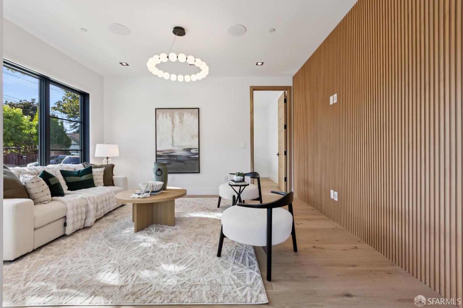 Detail Gallery Image 7 of 43 For 14 Channing Rd, Burlingame,  CA 94010 - 4 Beds | 4/1 Baths