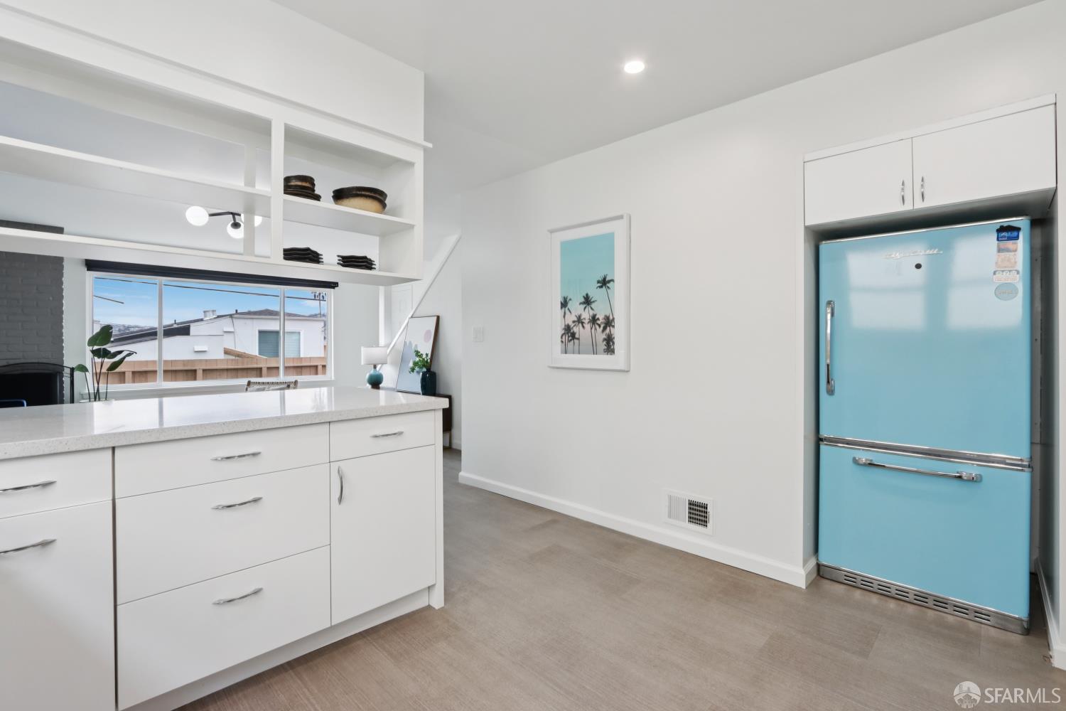 Detail Gallery Image 11 of 34 For 41 Lakewood Dr, Daly City,  CA 94015 - 4 Beds | 3 Baths