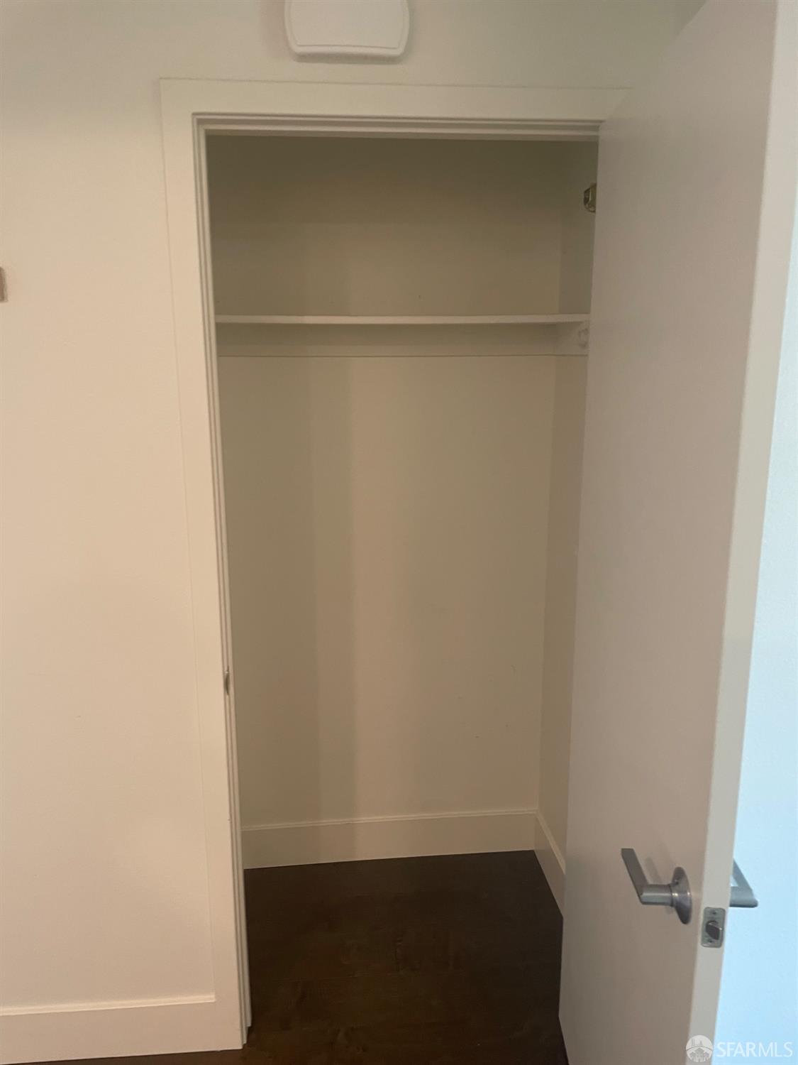 Detail Gallery Image 22 of 30 For 657 Walnut Ave #522,  San Carlos,  CA 94070 - 1 Beds | 1 Baths