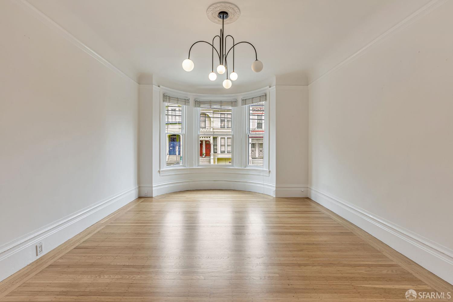 Photo #6: 425073083 Listing 
