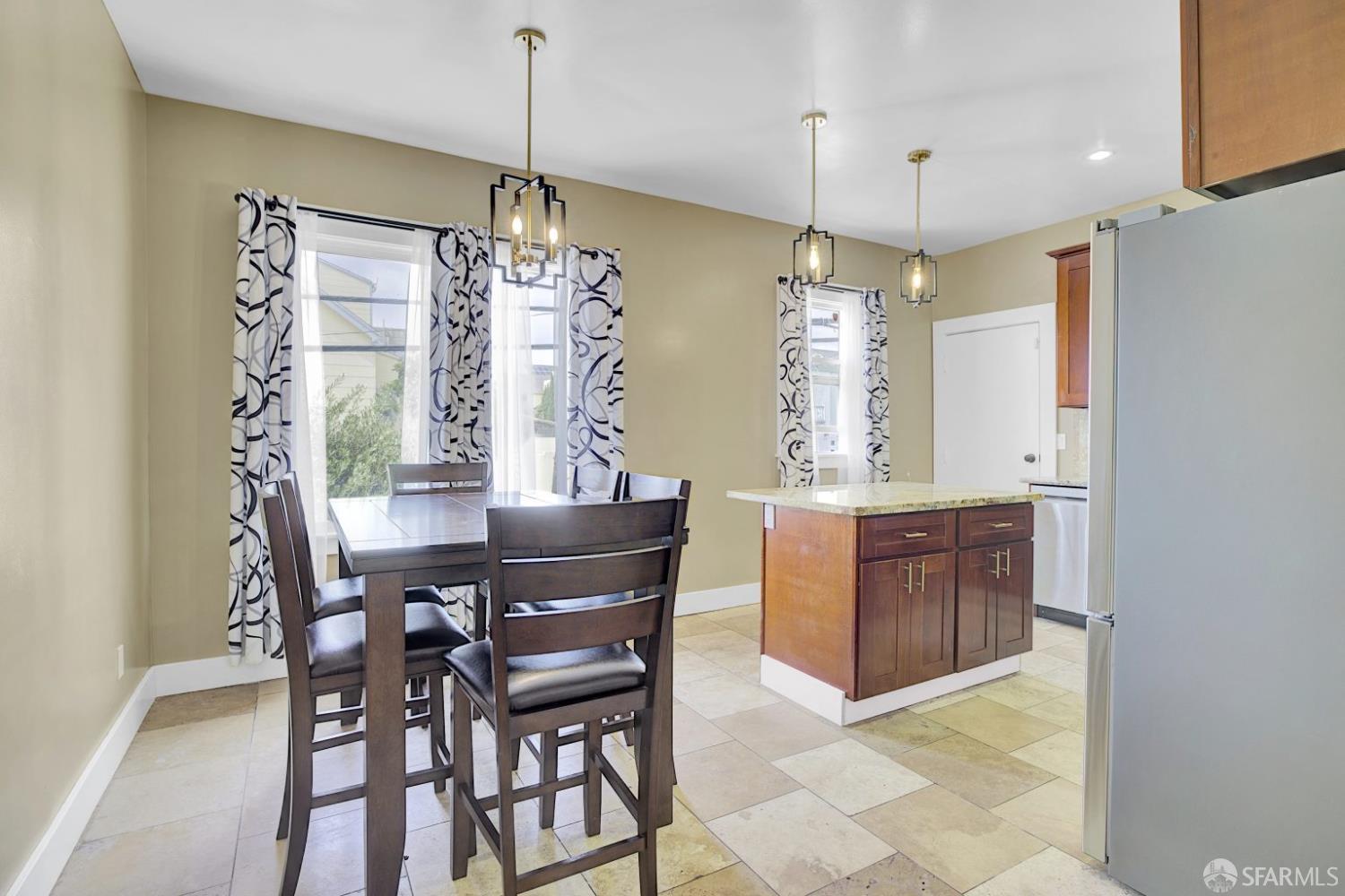 Detail Gallery Image 10 of 46 For 1298 Revere Ave, San Francisco,  CA 94124 - 3 Beds | 1 Baths