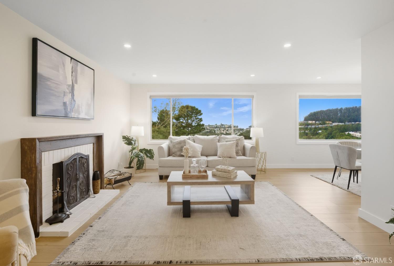 Detail Gallery Image 6 of 78 For 81 Skyview Way, San Francisco,  CA 94131 - 4 Beds | 2/1 Baths