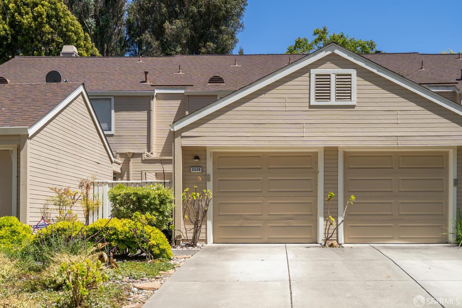 Detail Gallery Image 3 of 57 For 2536 Treeside Way, Richmond,  CA 94806 - 2 Beds | 2/1 Baths